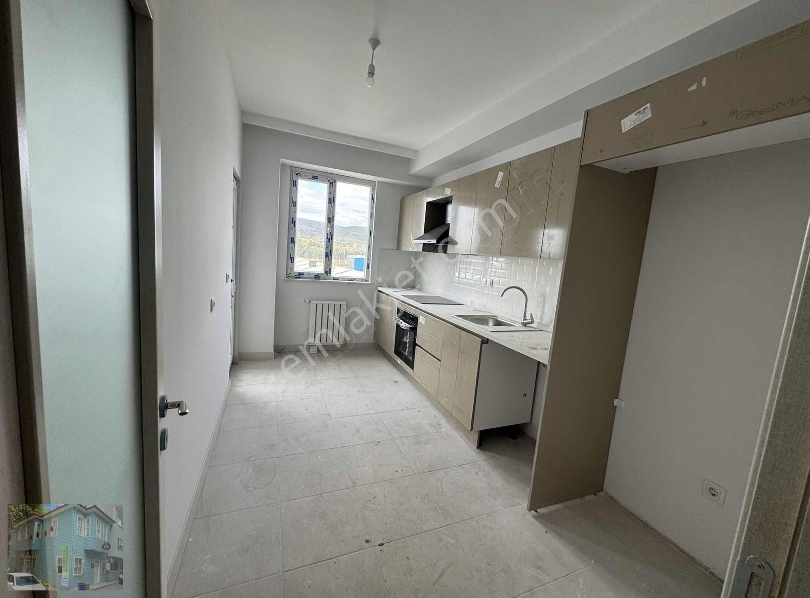 Tuzla Şehriyaz Beşevlerde 2+1 Satılık Daire 75 M² Net