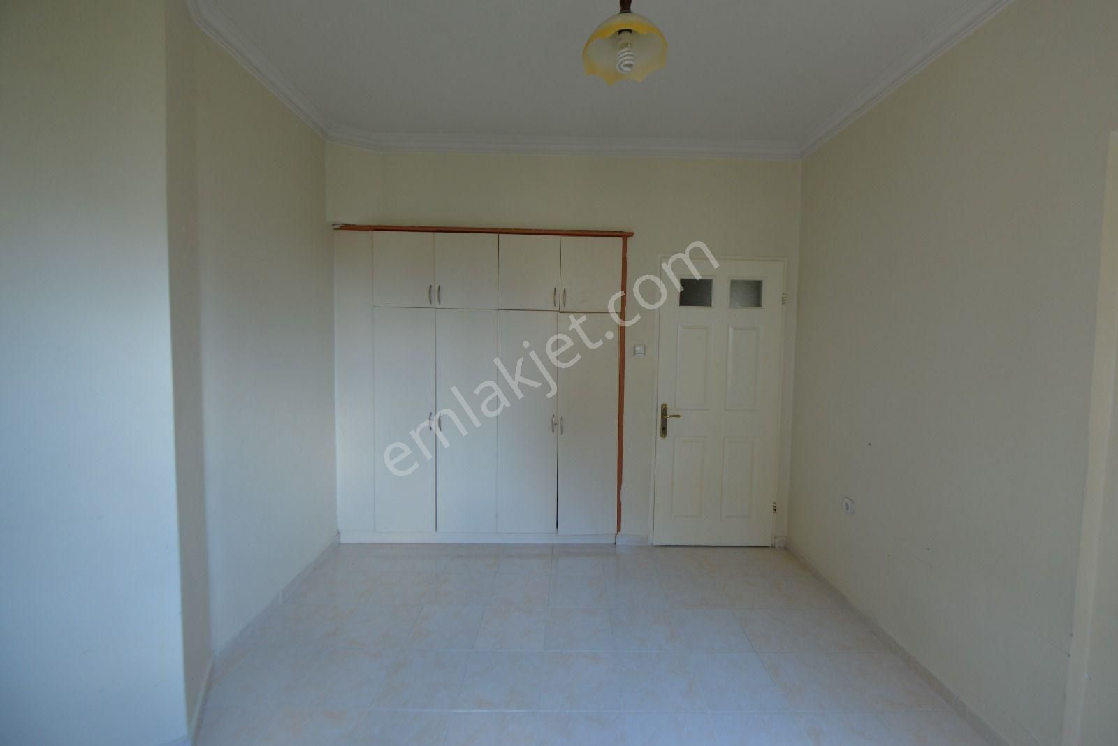 Antep Karataşda 3+1 Ebeveyn Banyolu Kiralık Daire