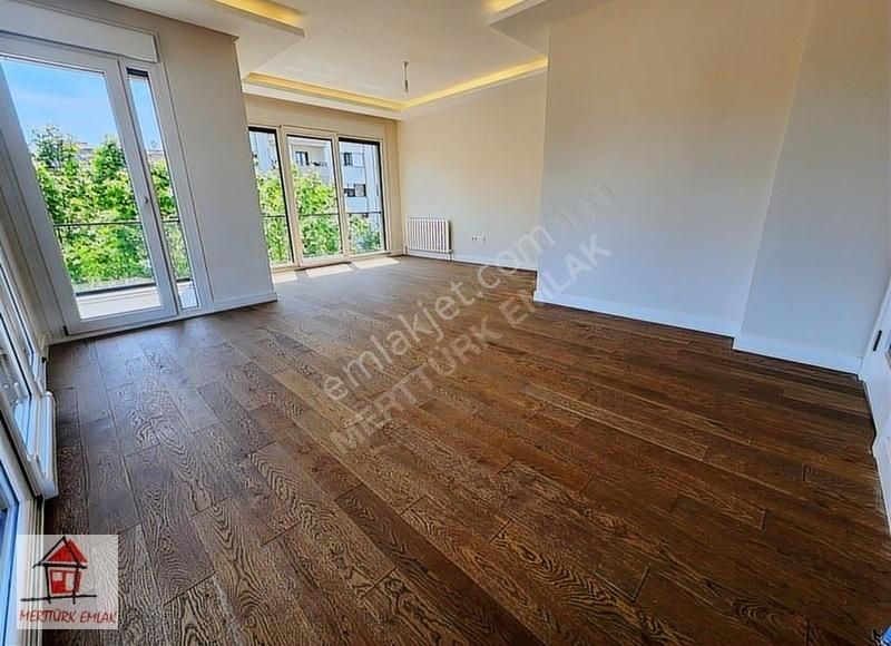 Merttürk Çiftehavuzlar Bağdatın Altı 3+1 130m2 Balkonlu Ara Kat