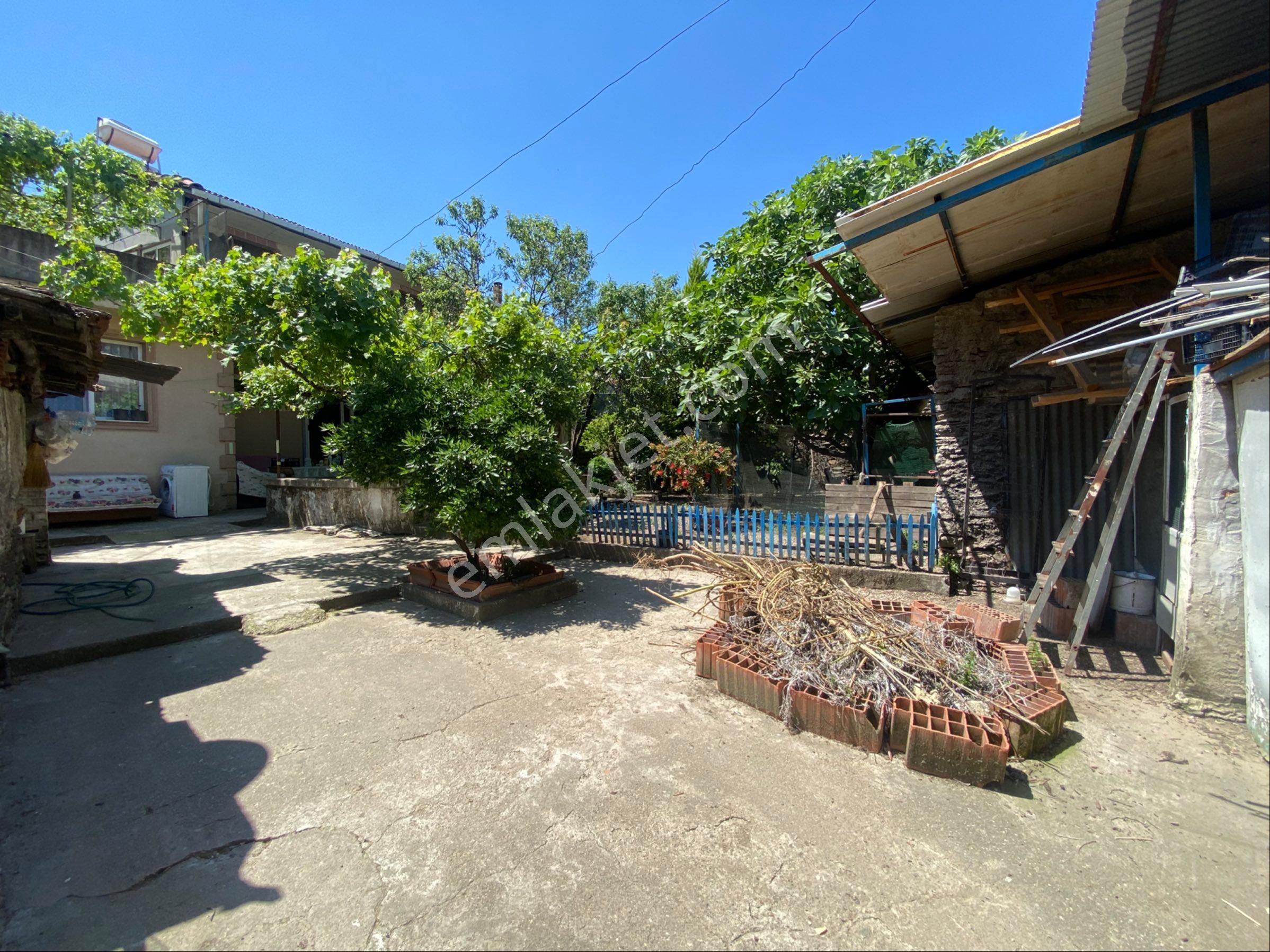 Tire Şahin Gayrimenkulden Satılık 6+1 Müstakil Ev - Görsel 14