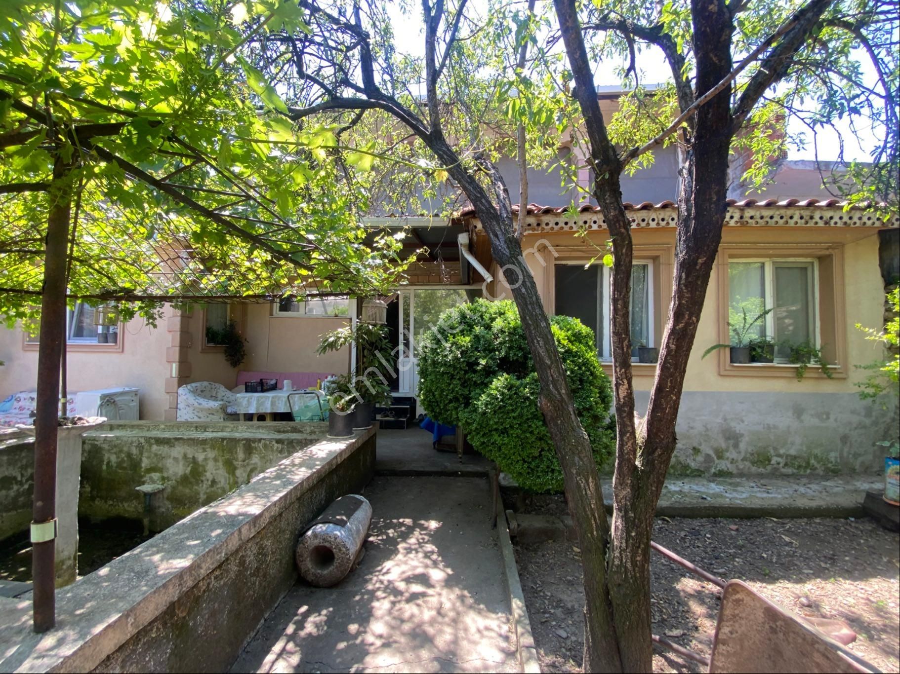 Tire Şahin Gayrimenkulden Satılık 6+1 Müstakil Ev - Görsel 18