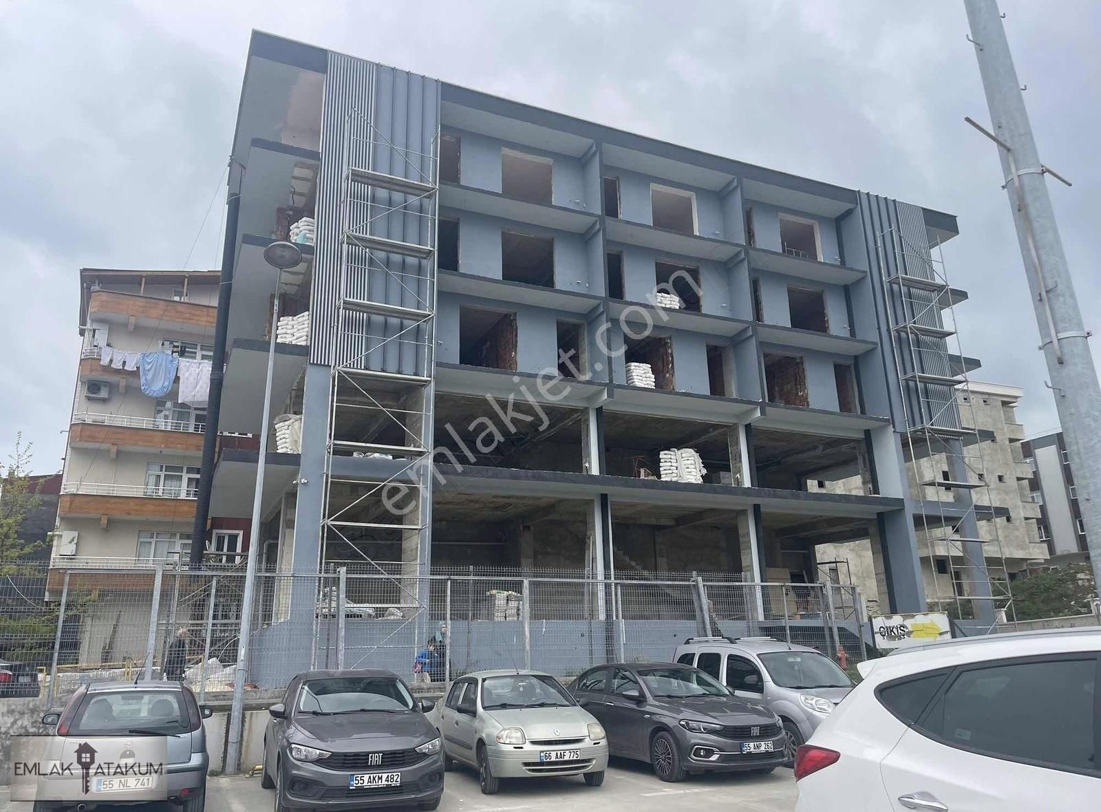 Canik Gros Awm Yanı Satılık 1+1 Ofis Katı Dairesi