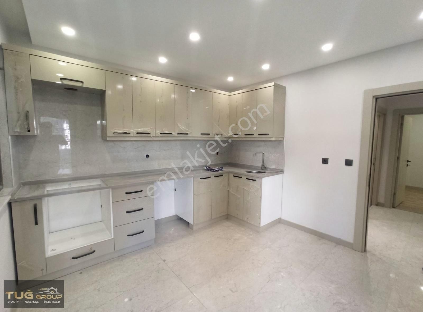 Kütükçü Köprüsü'nde 3+1 Lüks Güney Giriş Daire