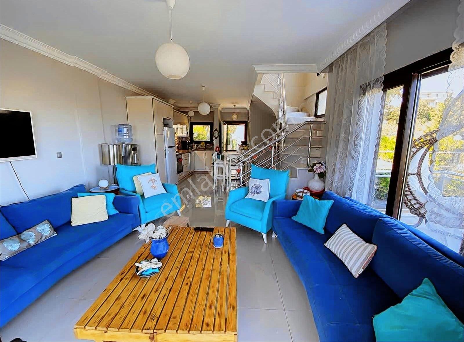 Alya Gayrimenkul Çeşme Dalyanda Kiralık Deniz Manzaralı Villa - Görsel 4