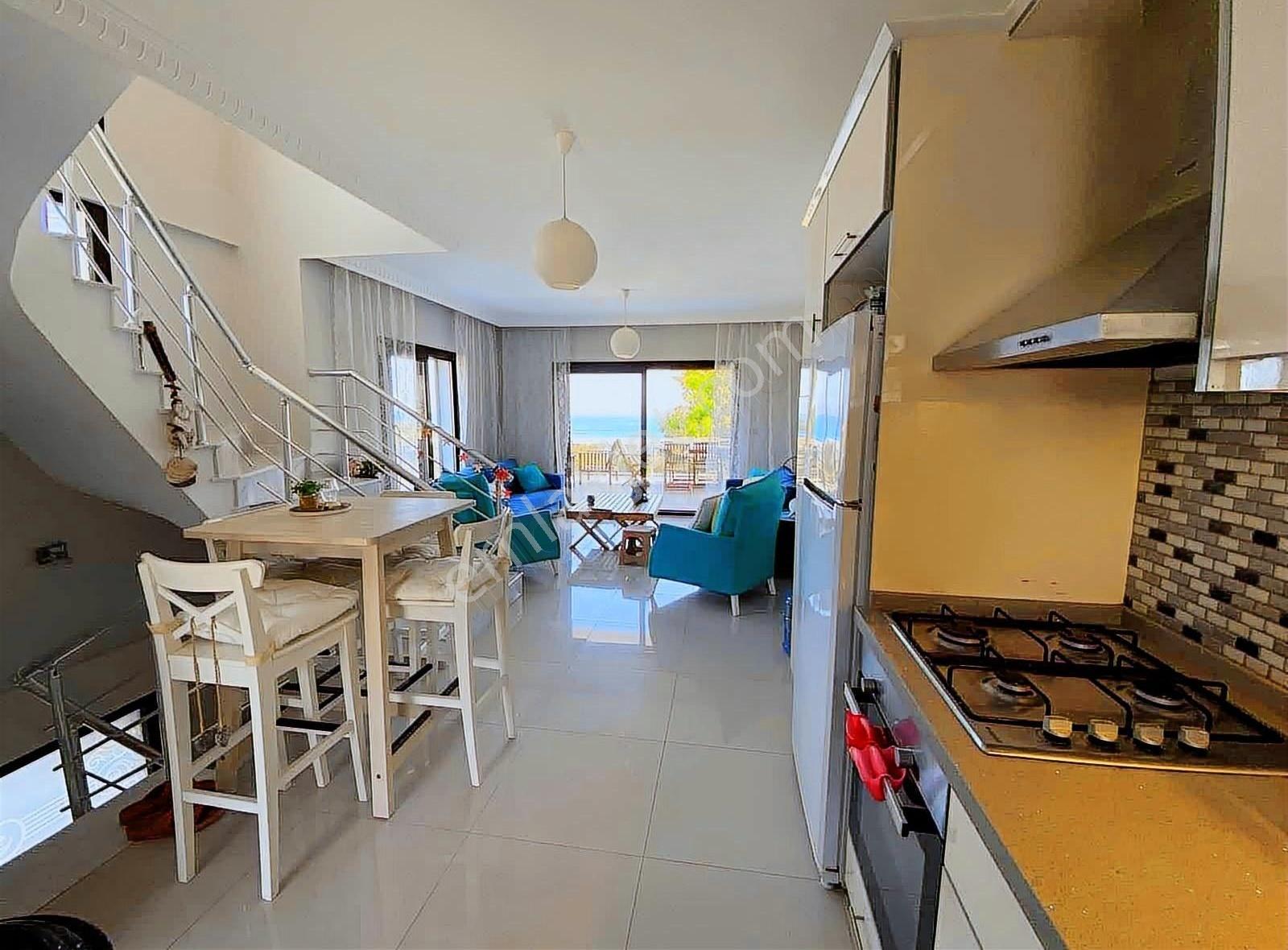 Alya Gayrimenkul Çeşme Dalyanda Kiralık Deniz Manzaralı Villa - Görsel 10