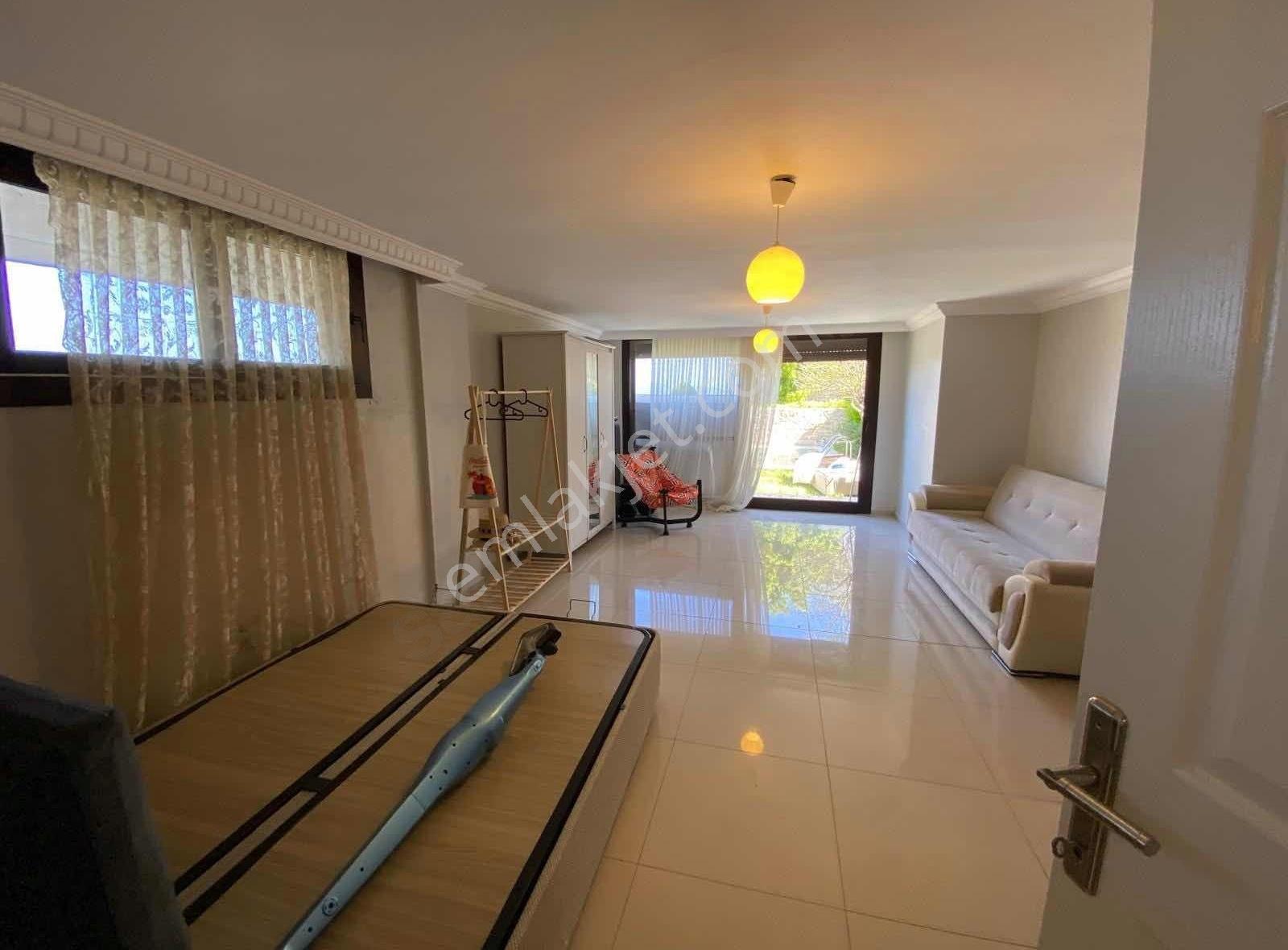 Alya Gayrimenkul Çeşme Dalyanda Kiralık Deniz Manzaralı Villa - Görsel 9