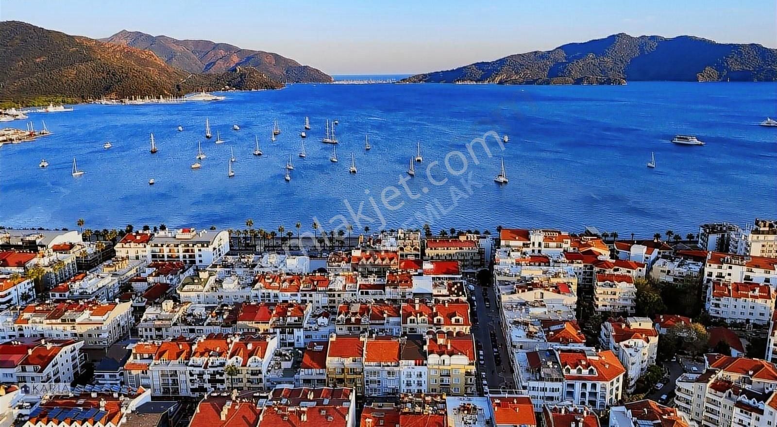 Çıldır Mahallesinde Satılık 2+1 Daire Denize 99 Adım