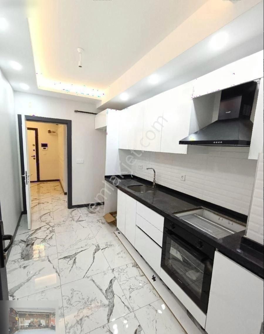 Avcılar Merkez 3+1)sıfır Otoparklı İskanlı 145m2