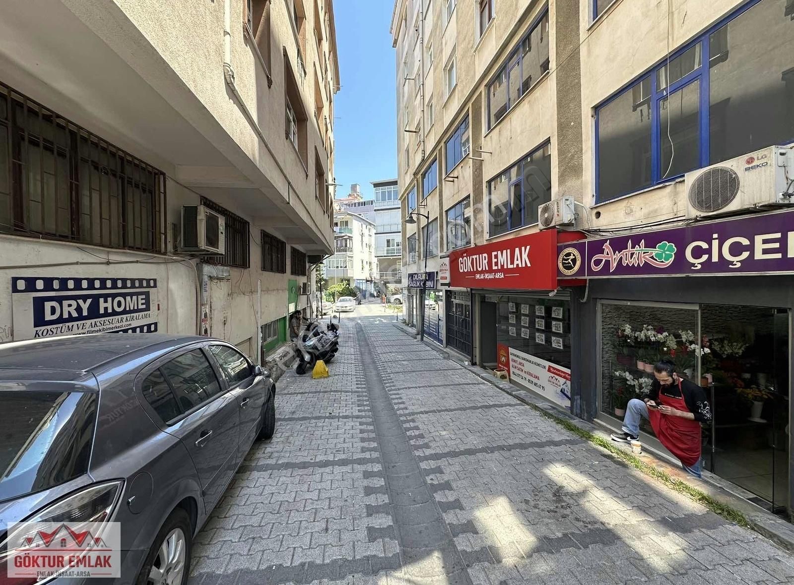 Mecidiyeköy Gülbağ Cadde Paralelinde 550 M2 Dükkan Depo