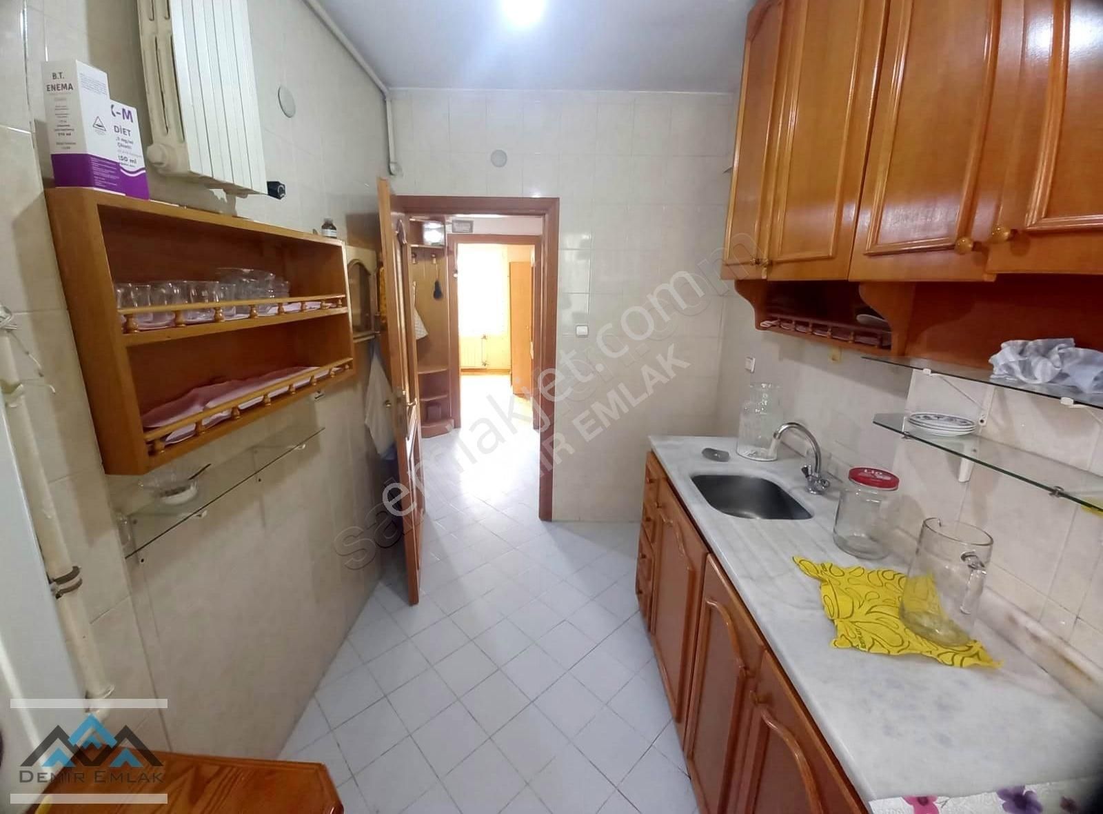 Maltepe Merk Cumhuriyet Karakol Yanı 2+1 Y.giriş Masrafsız 80m2