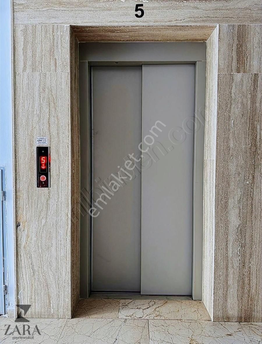 ▄zara▄emsalsiz Rakam.! Akşamsettin Mh. 3+1 145m² Site Dairesi.!