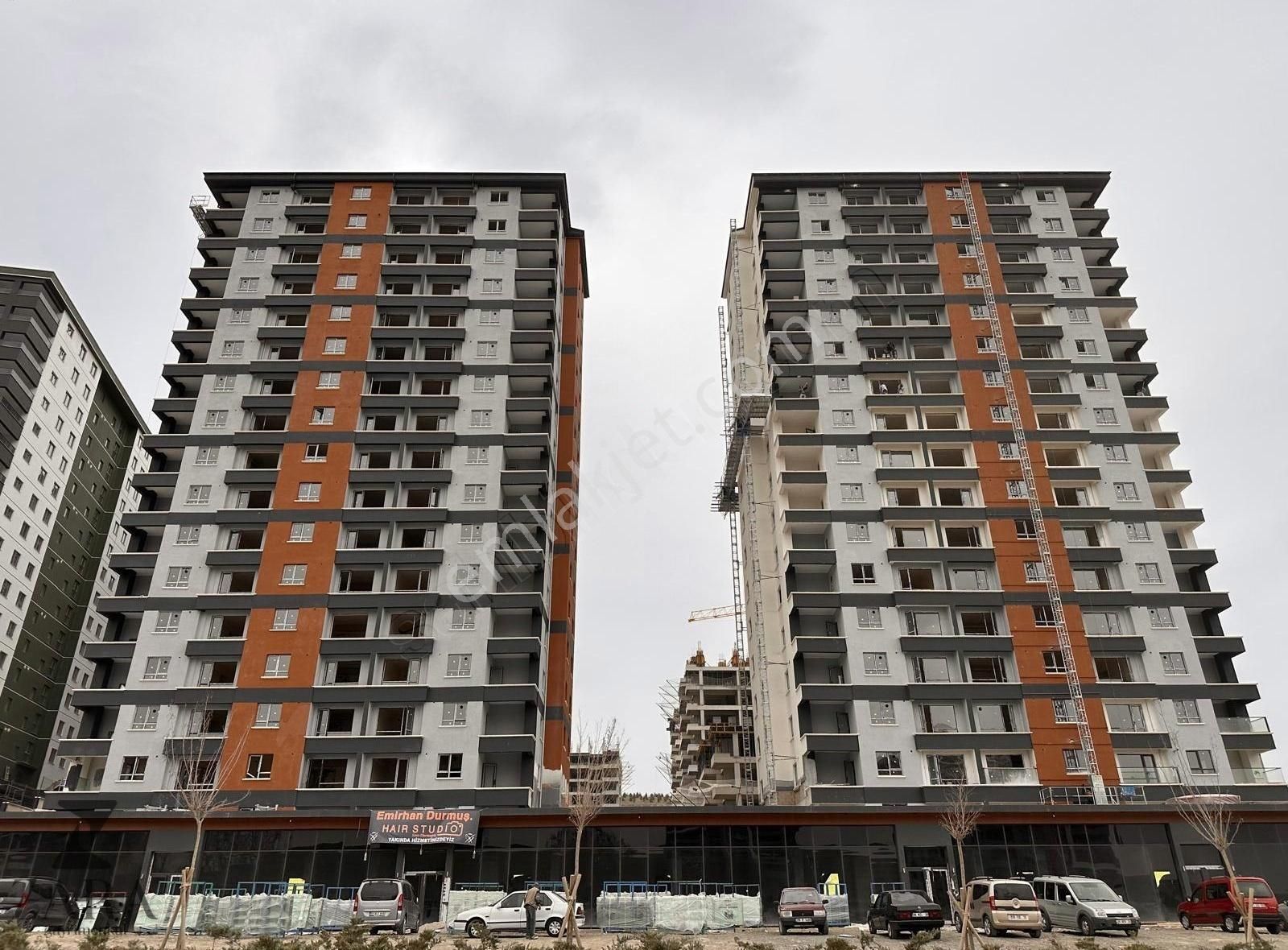 ▄zara▄vadi Manzara Premium'da Ön Blok Peyzaj Cepheli 1+1 Daire