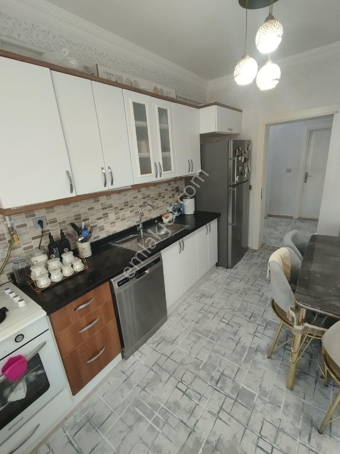 Güzelyurt Konutlarında Satılık Masrafsız 2+1 Daire