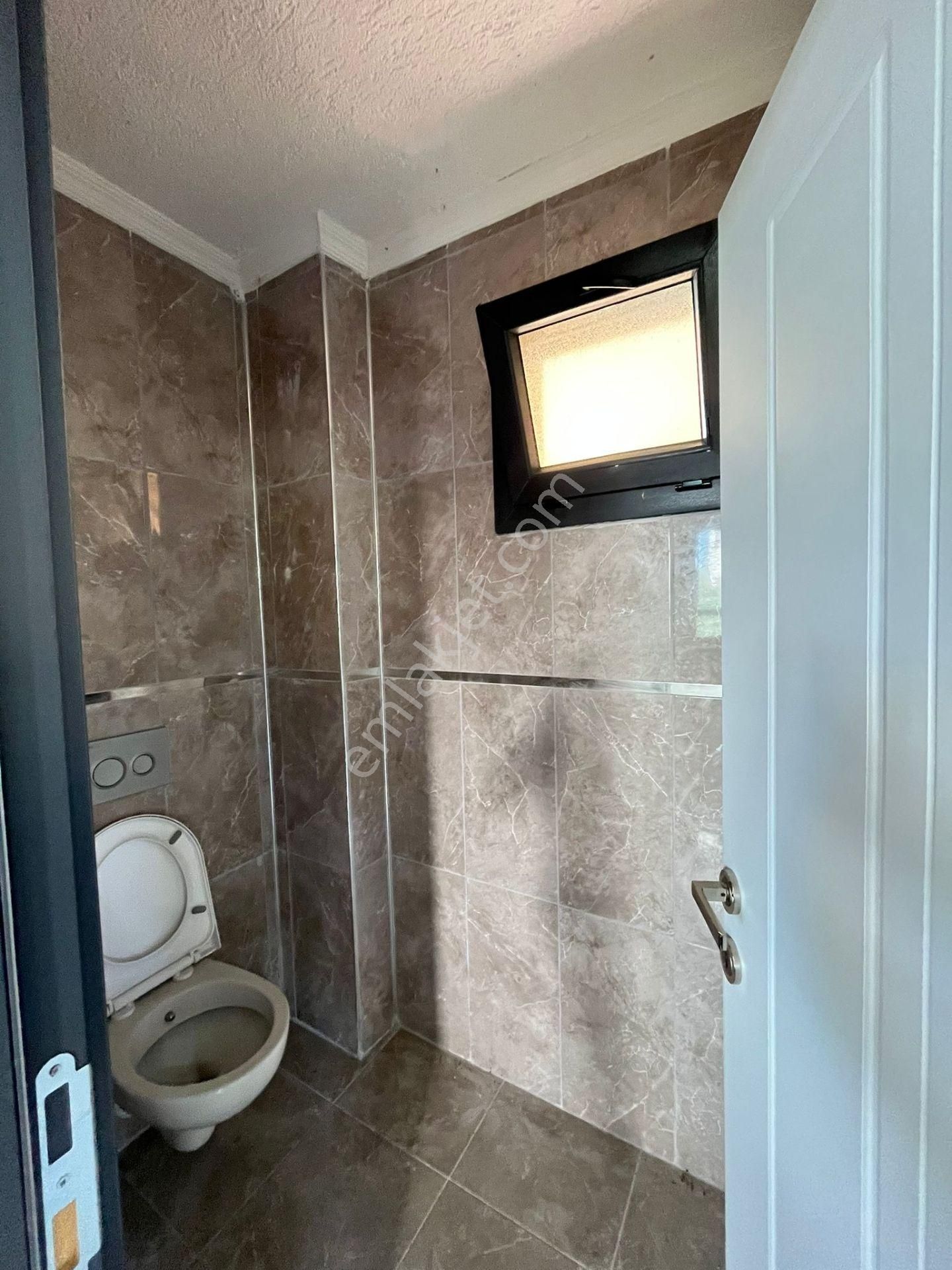 Ata Gayrimenkul'den Sahile Yakın Merkezde 5+1 Lüks Villa - Görsel 13