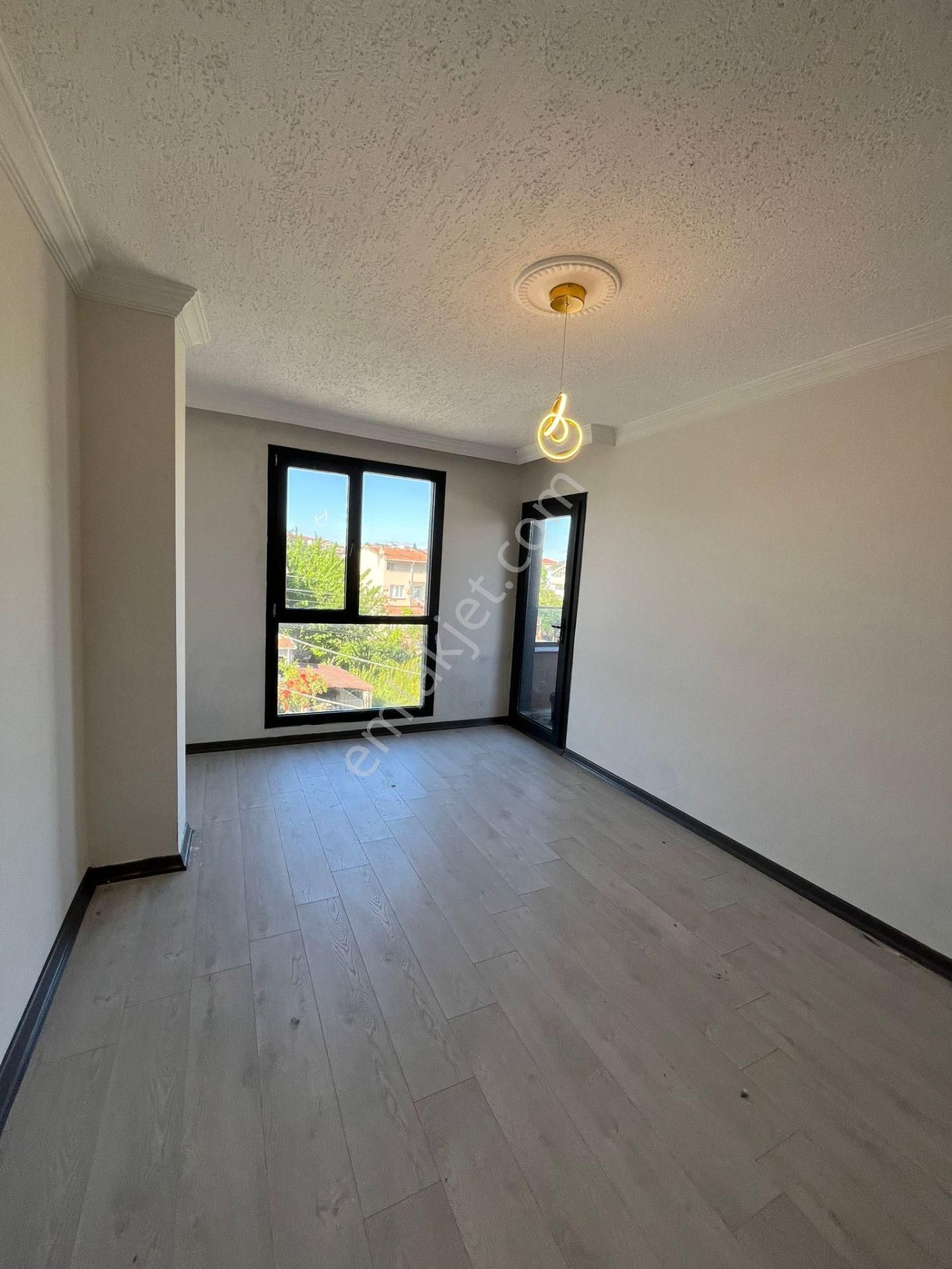 Ata Gayrimenkul'den Sahile Yakın Merkezde 5+1 Lüks Villa - Görsel 33