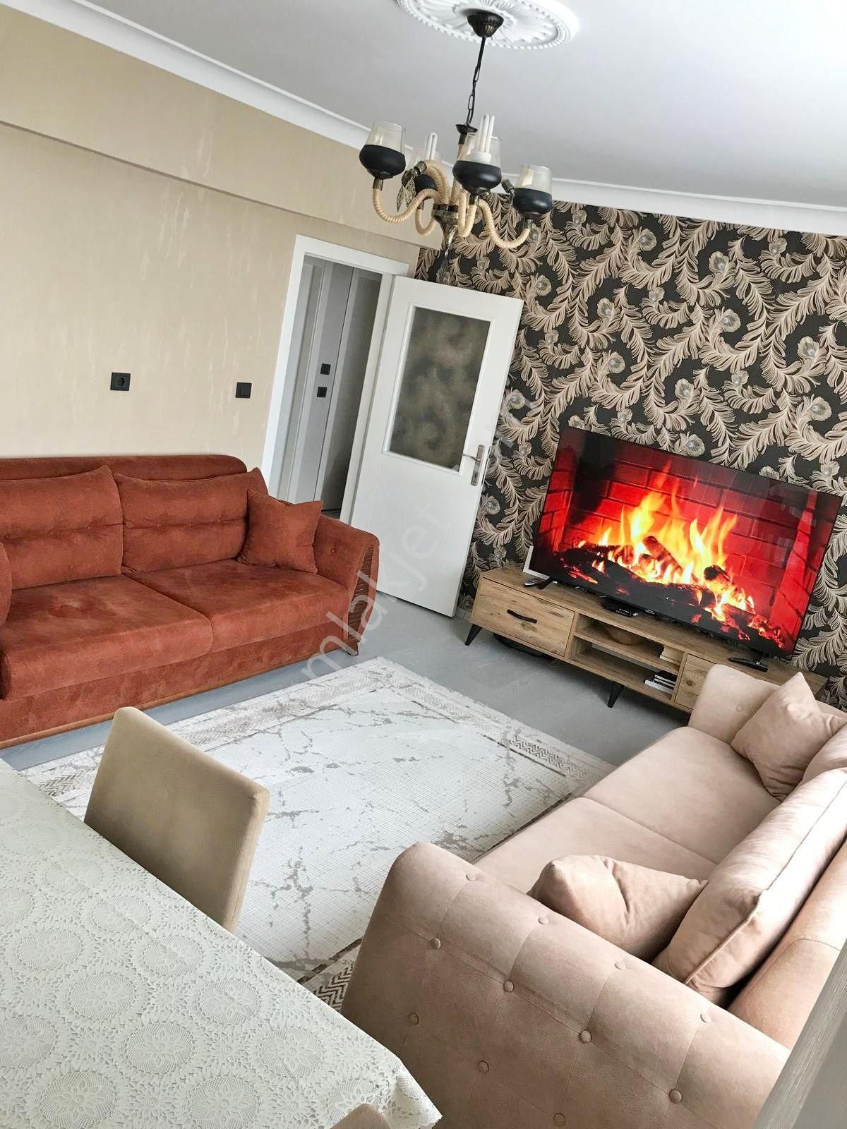 Örnek Emlak'tan Pınarbaşı Mh. 3+1 Asansörlü 2.ara Kat Full Yapılı 110m2 Satılık Daire