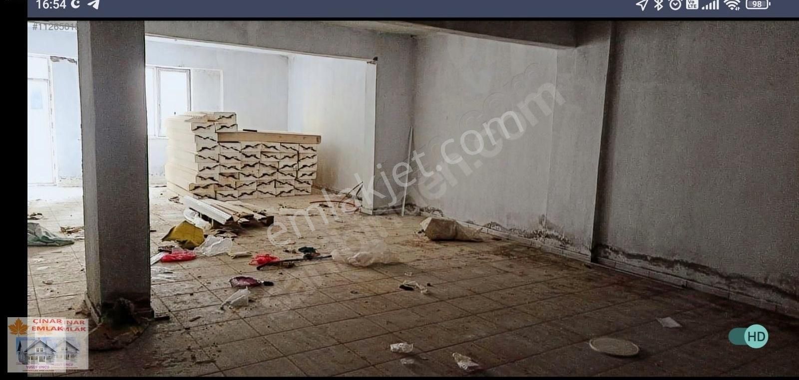 15 Temmuz Mahallesi Deposu Olan Geniş Dükkan