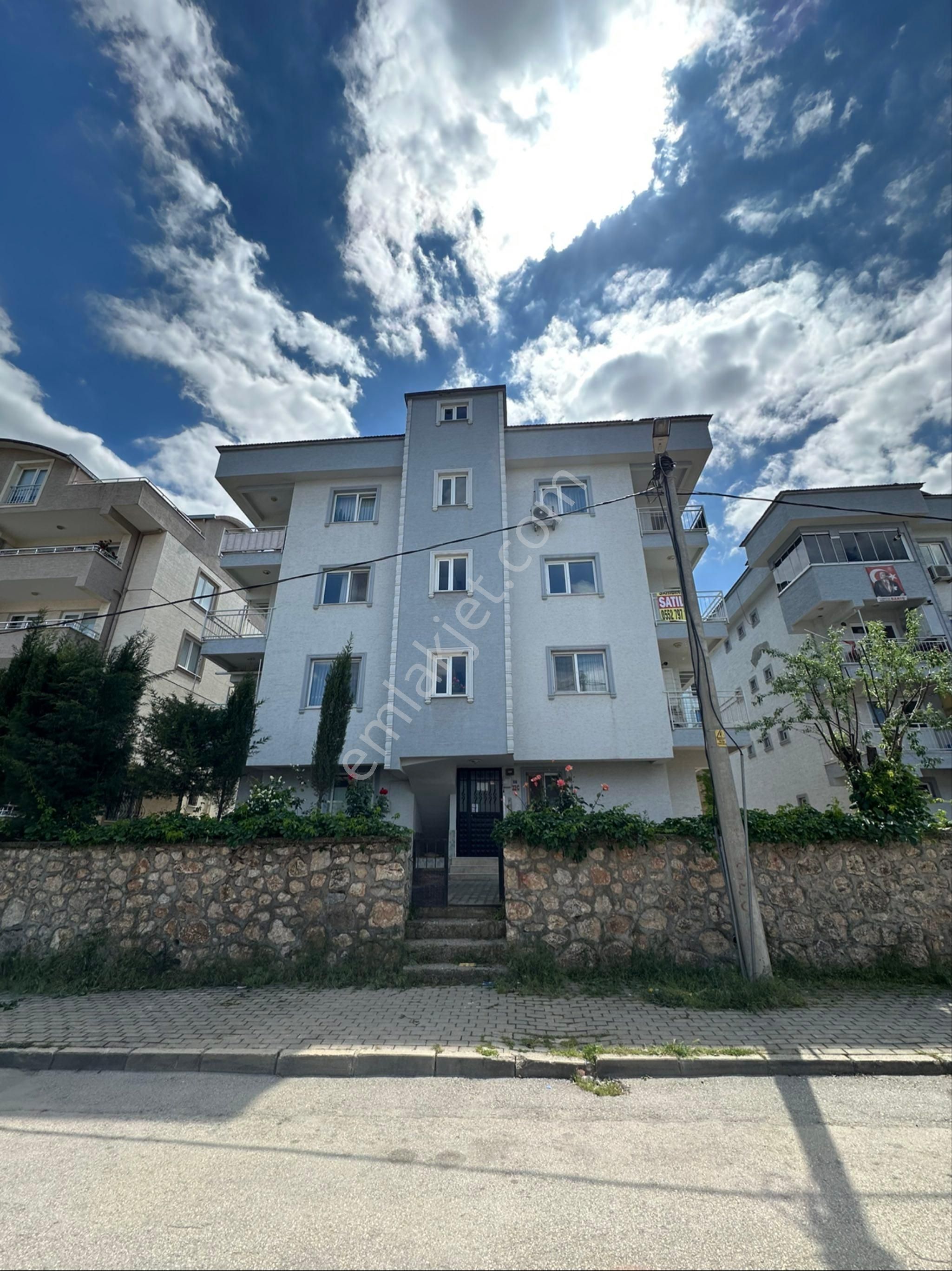 Kestel Vanimehmet 2+1 Ebeveyn Banyolu Satılık Daire
