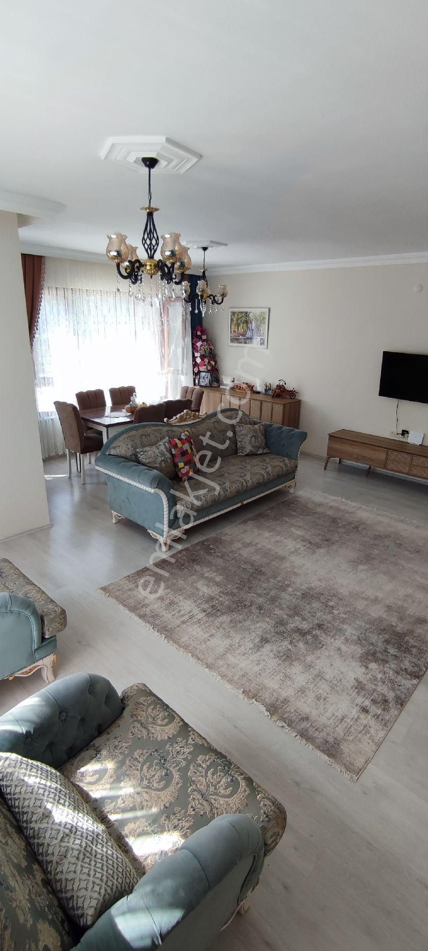 Kiralık Daire Bıyıklı Sitesi