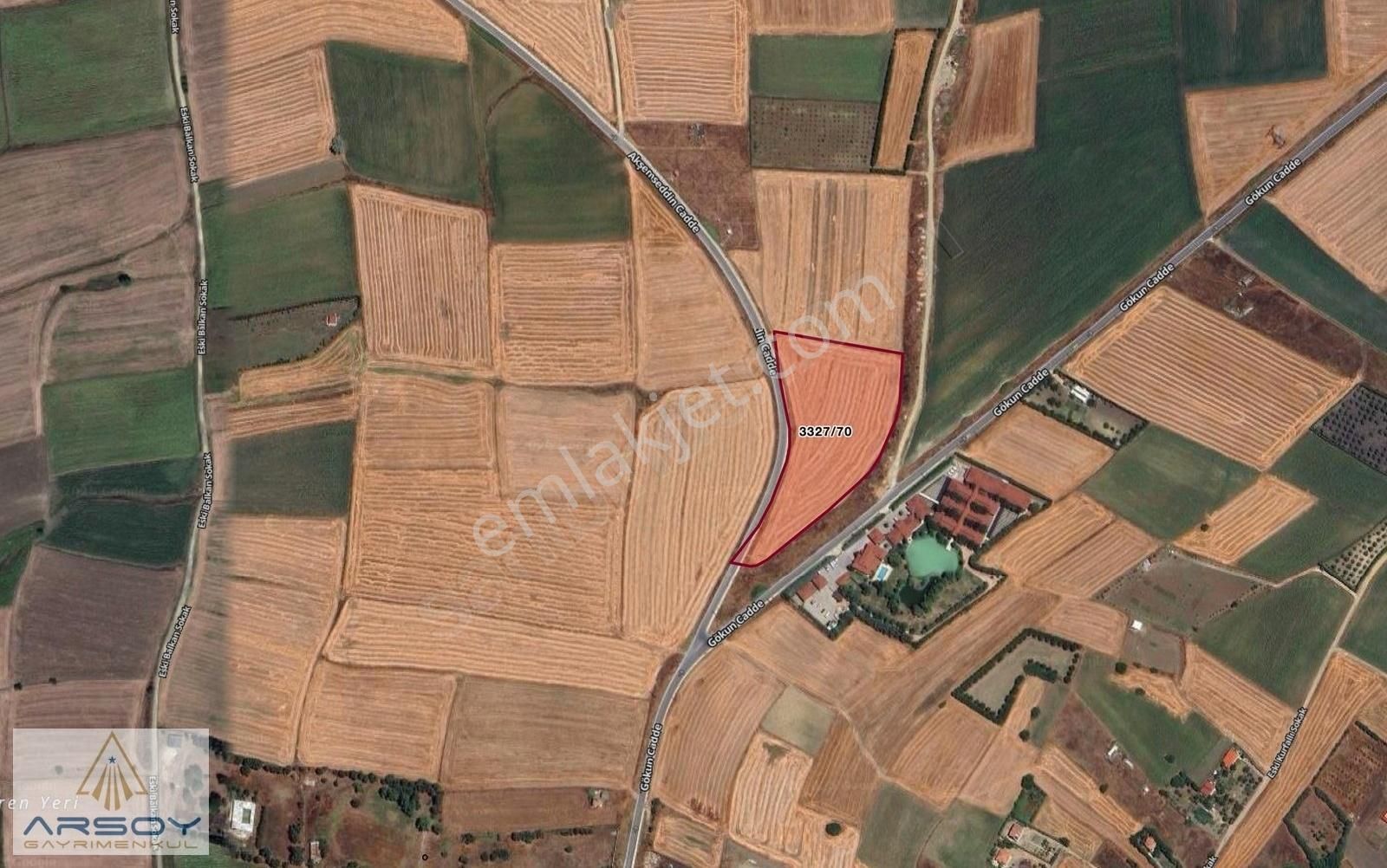 Silivri Fenerköy Asfalt Yol Üzeri Çift Yol Cepheli Arazi
