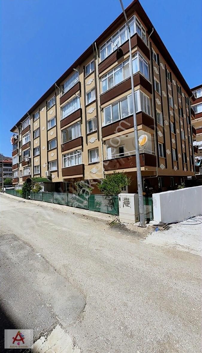 Adım Emlaktan Şeyhcui Yeşilvadi Sitesinde Satılık 2+0 Daire