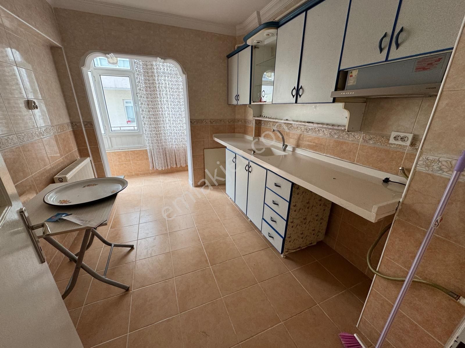 M.çakmak Mh'de 3+1 115m²bağımsız Ara Katta Yapılı Ön Cephe Daire