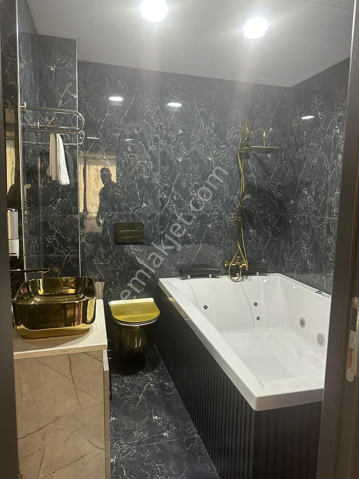 Gaziosmanpaşa Meydana Yakın Lüx Günlük Kiralık Daire