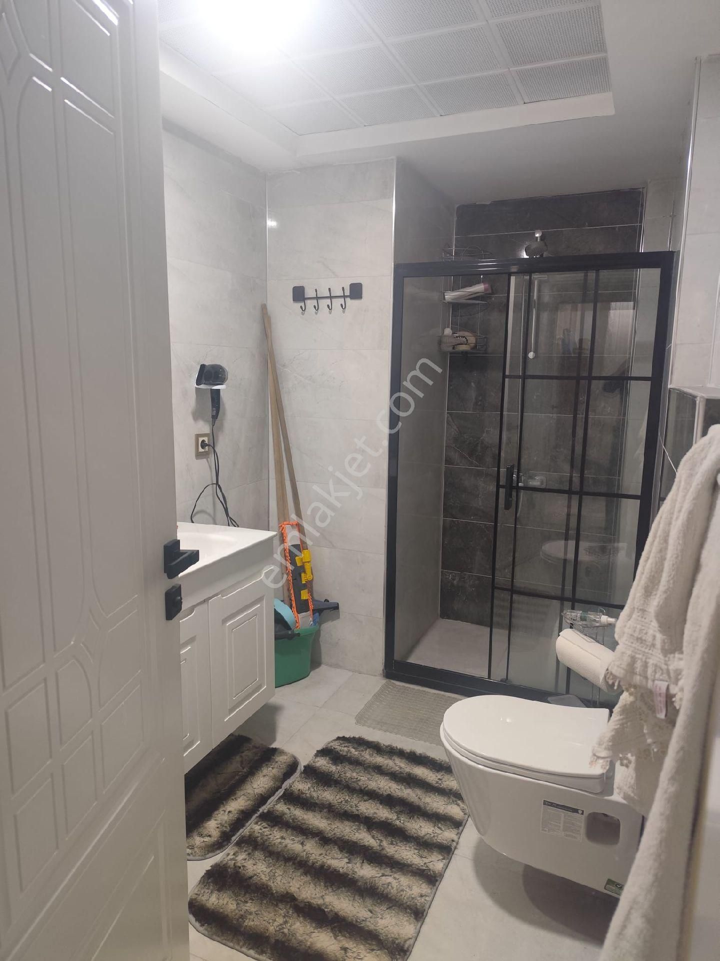 Stadyum Yolu Lüx Site İçinde Lüx Daire