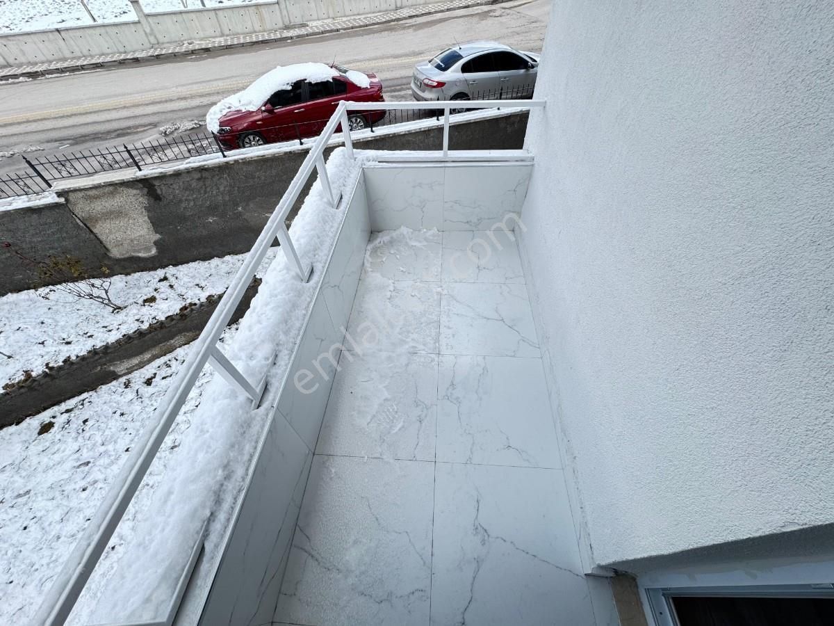 Etimesgut Oğuzlar Mah 3+1 Lüx Yapılı Asansörlü Site İçinde Daire