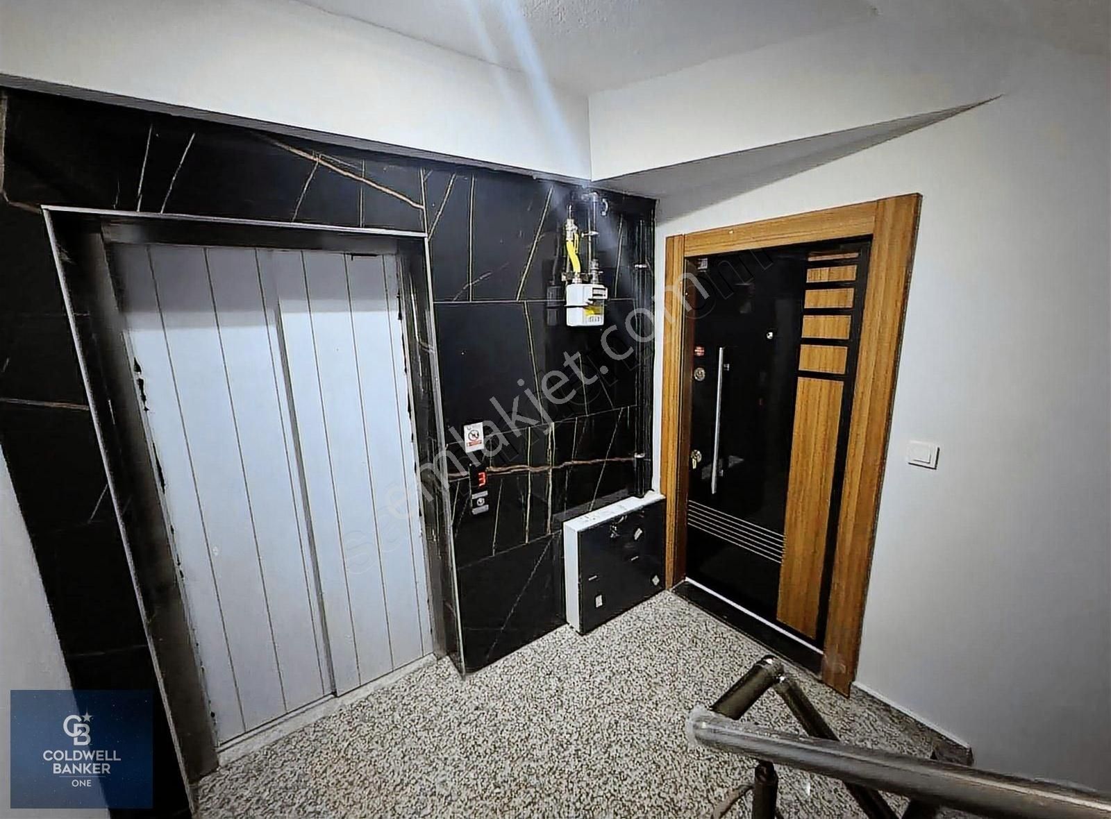Ferit Kutluay'dan Beylerbeyi Mah De 5+2 Sıfır Düblex Daire