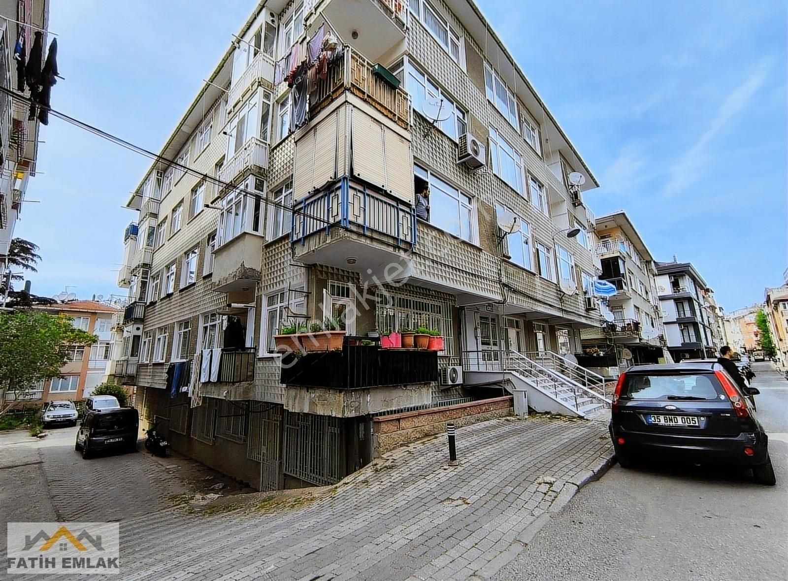 Üsküdar Valide Atikte 2+1 100m2 2.ara Kat Kiralık Konut