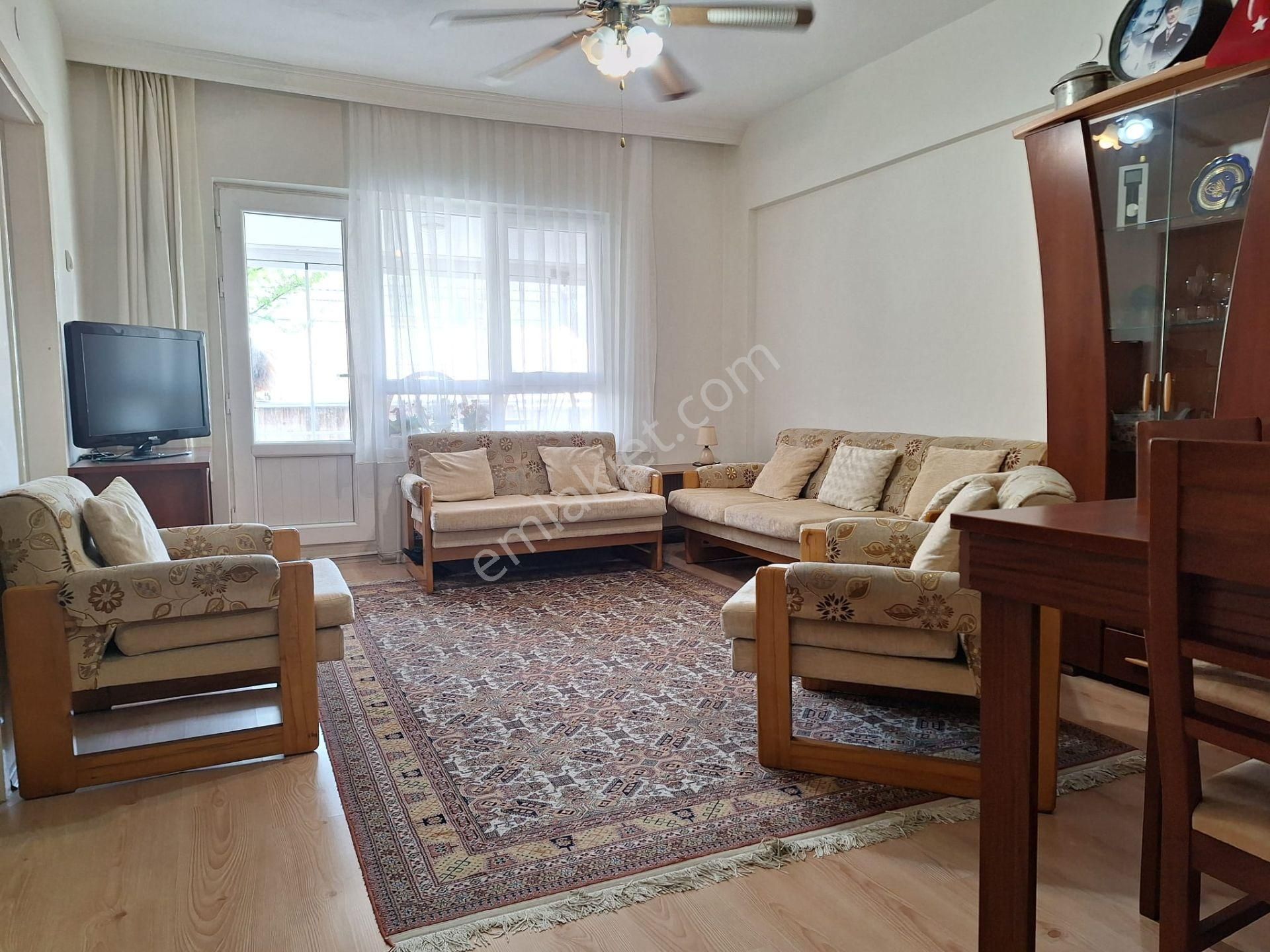 Turkuaz Gayrimenkulden İstasyon Mh. Hastane Karşısı 3+1 Satılık Daire