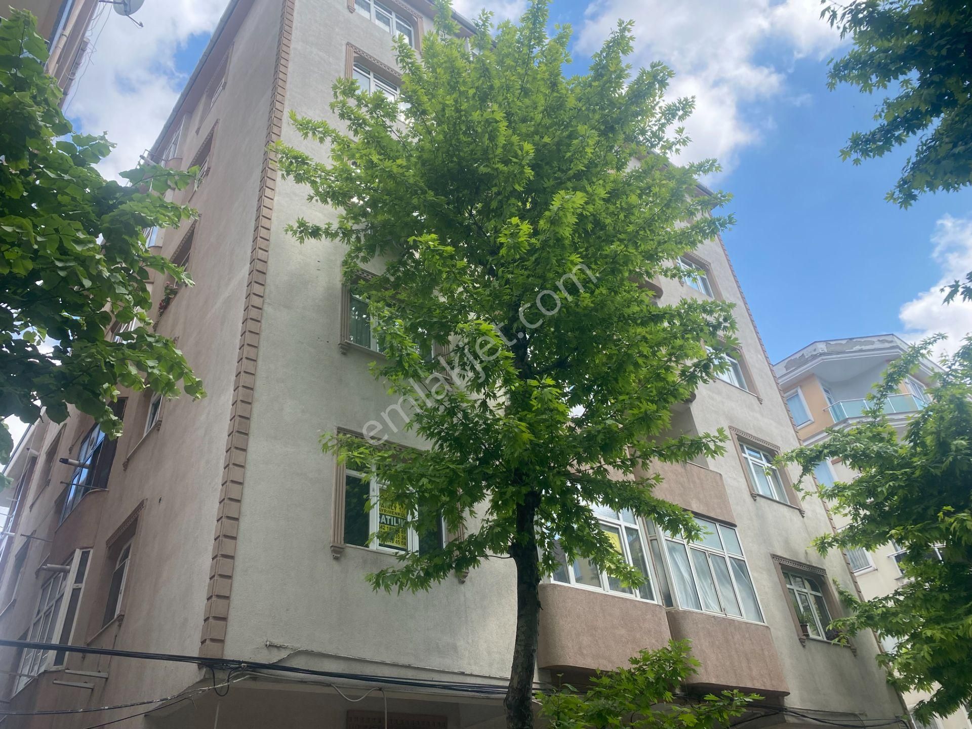 Erarslandan Satılık 3+1 Daire 120m2 Kat1 Devlet Hastanesi Yanında Boş Kombili