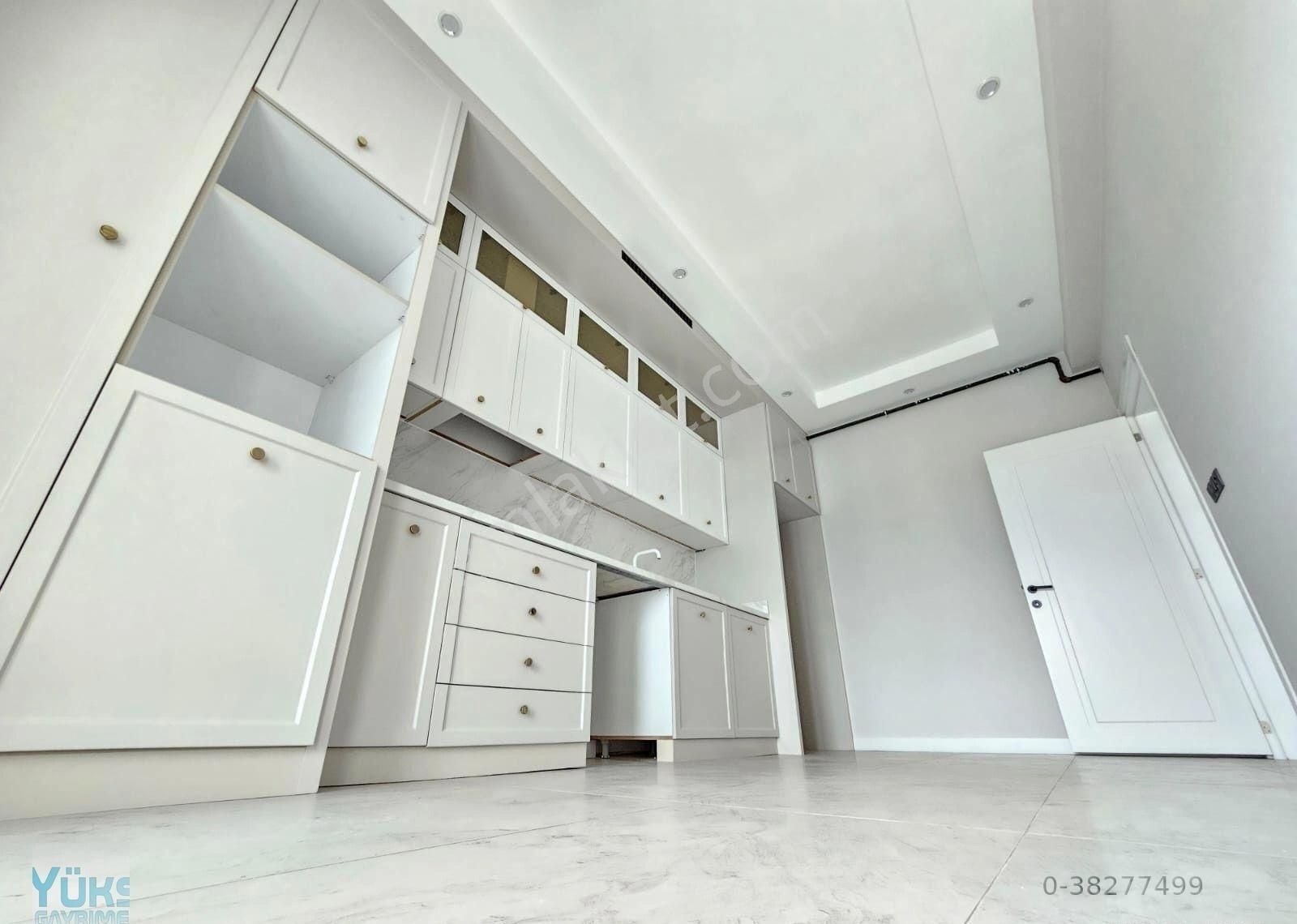 Denizli Yenişafak Ta 3+1 160 M2 Mükemmel Konumda Panjurlu Satılık Daire