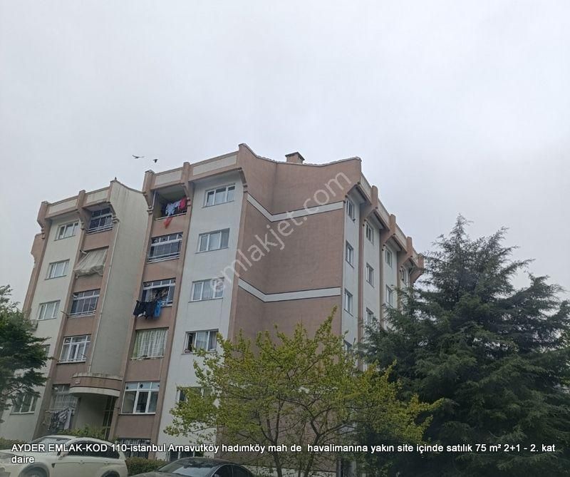 Arnavutköy Hadımköy Mah De Havalimanına Yakın Site İçinde Satılık 75 M² 2+1 - 2. Kat Daire