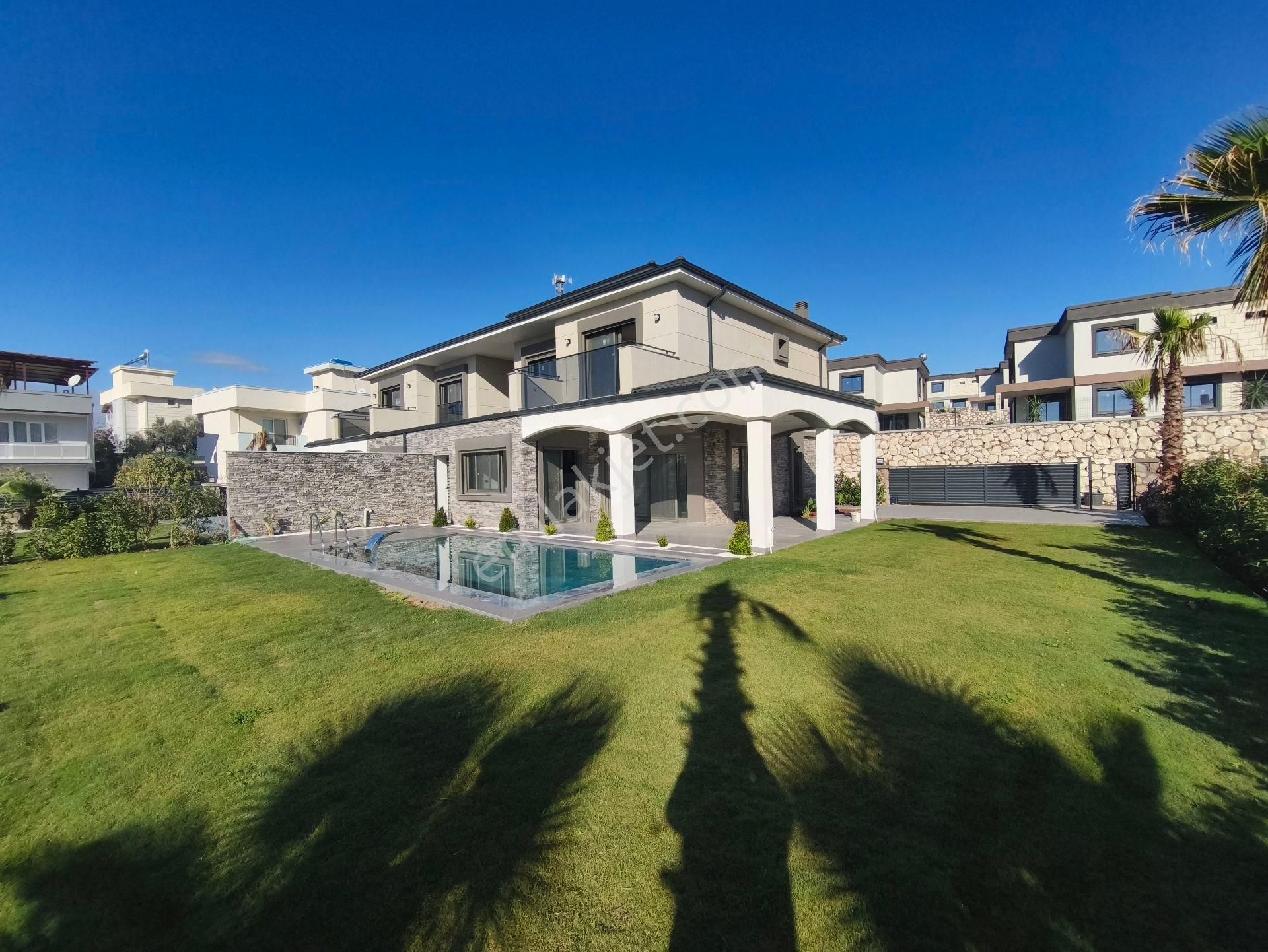 Ulamış Köyüne Hakim Konumda Müstakil Havuzlu Lüks Villalar - Görsel 5