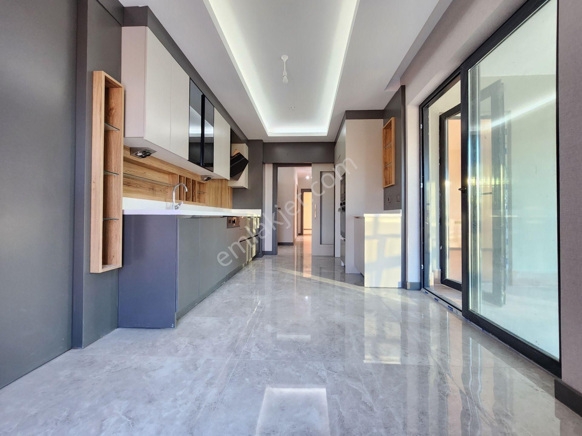 Hisar Premıum'dan 4+1 Susuz'da Açık Kapalı Otopark Geniş 4+1 Daire