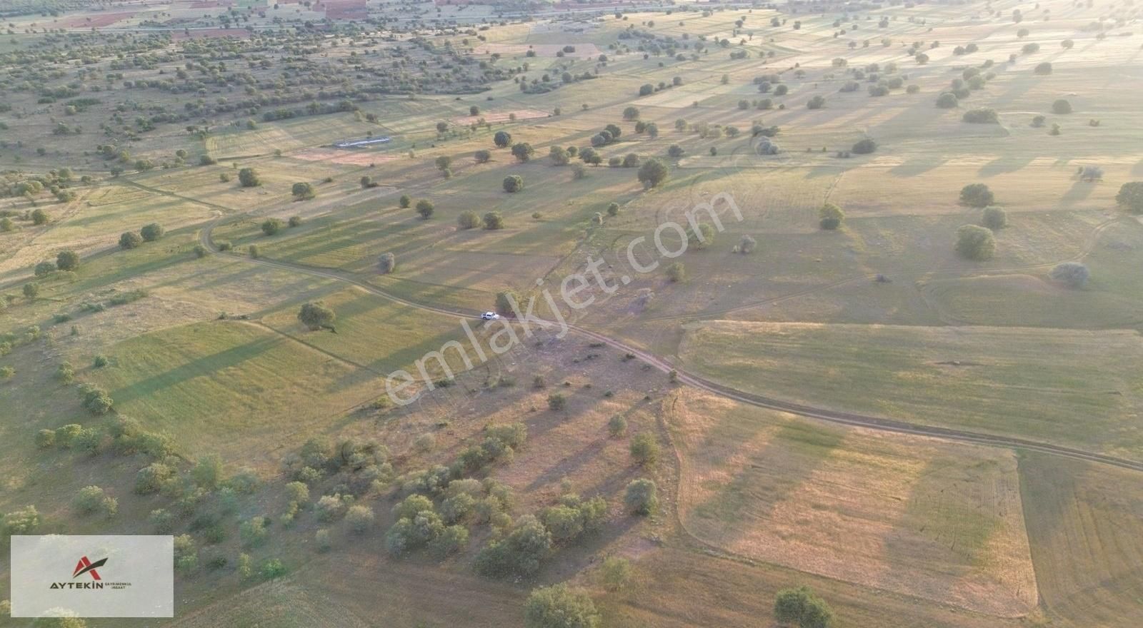Hacılar Mah.de 3564 M² Tarla / Akören / Konya
