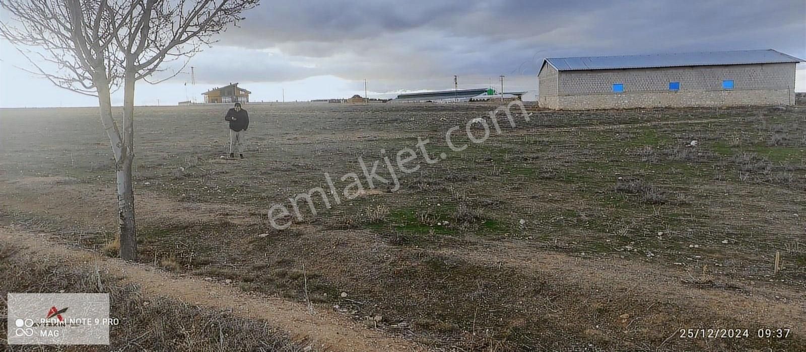 756 M2 Konut İmarlı Müstakil Tapu Arsa