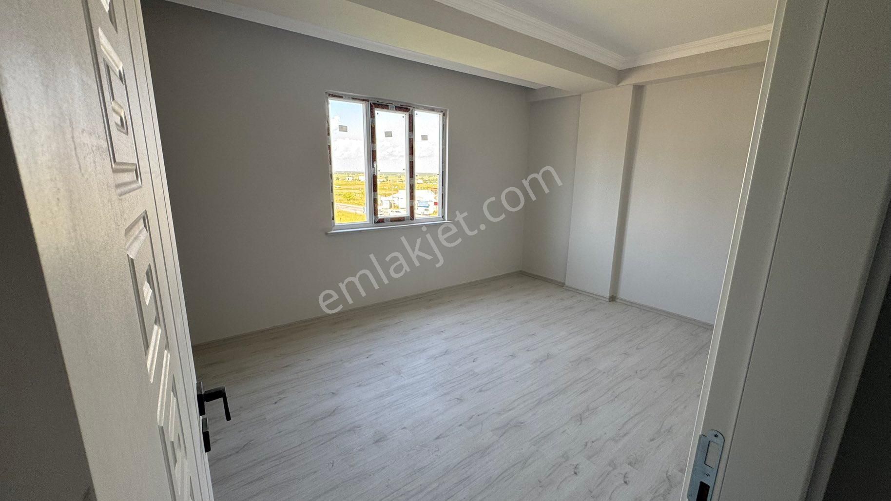 Tekirdağ Bahçelievler’de Merkezde Ara Kat 2 + 1 Daire - Görsel 4