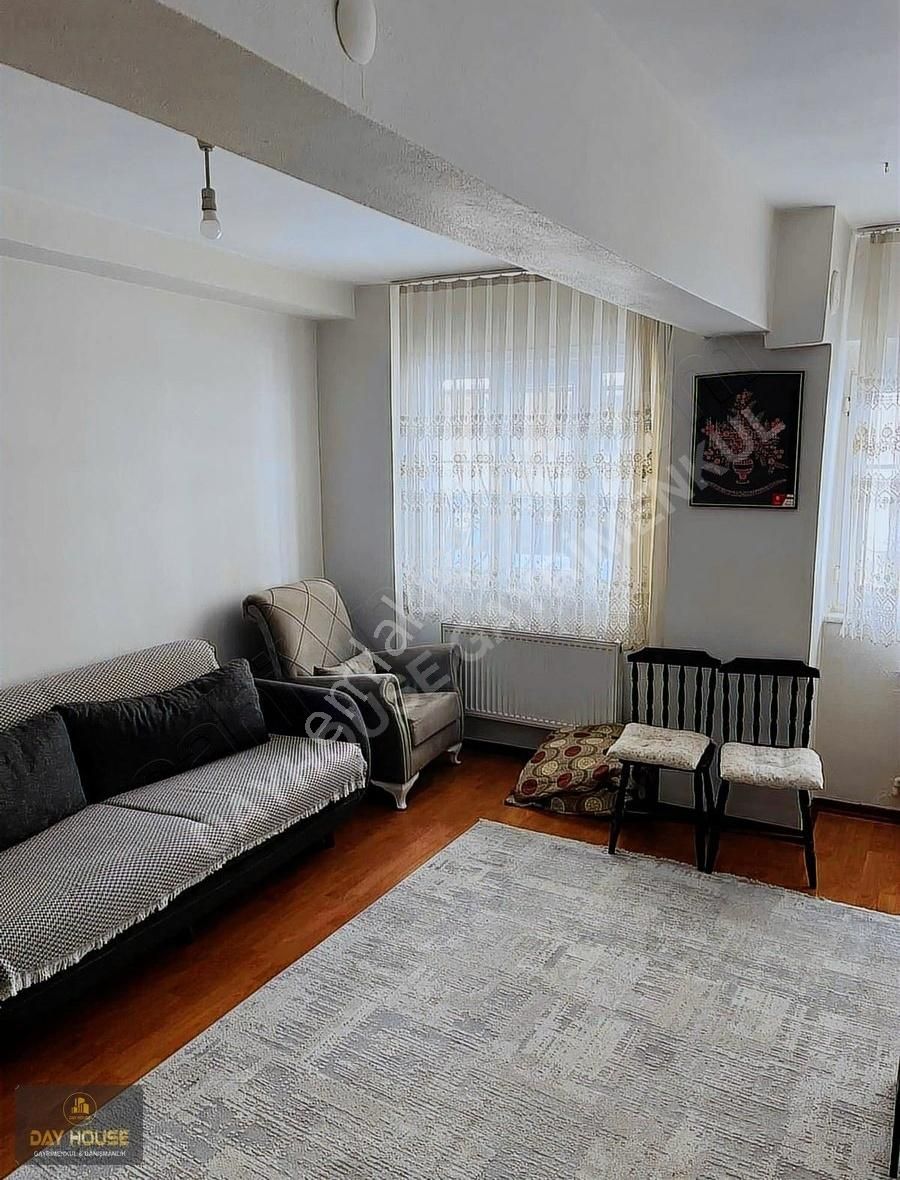 Day House Gayrimenkul Den Satılık Yüksek Giriş
