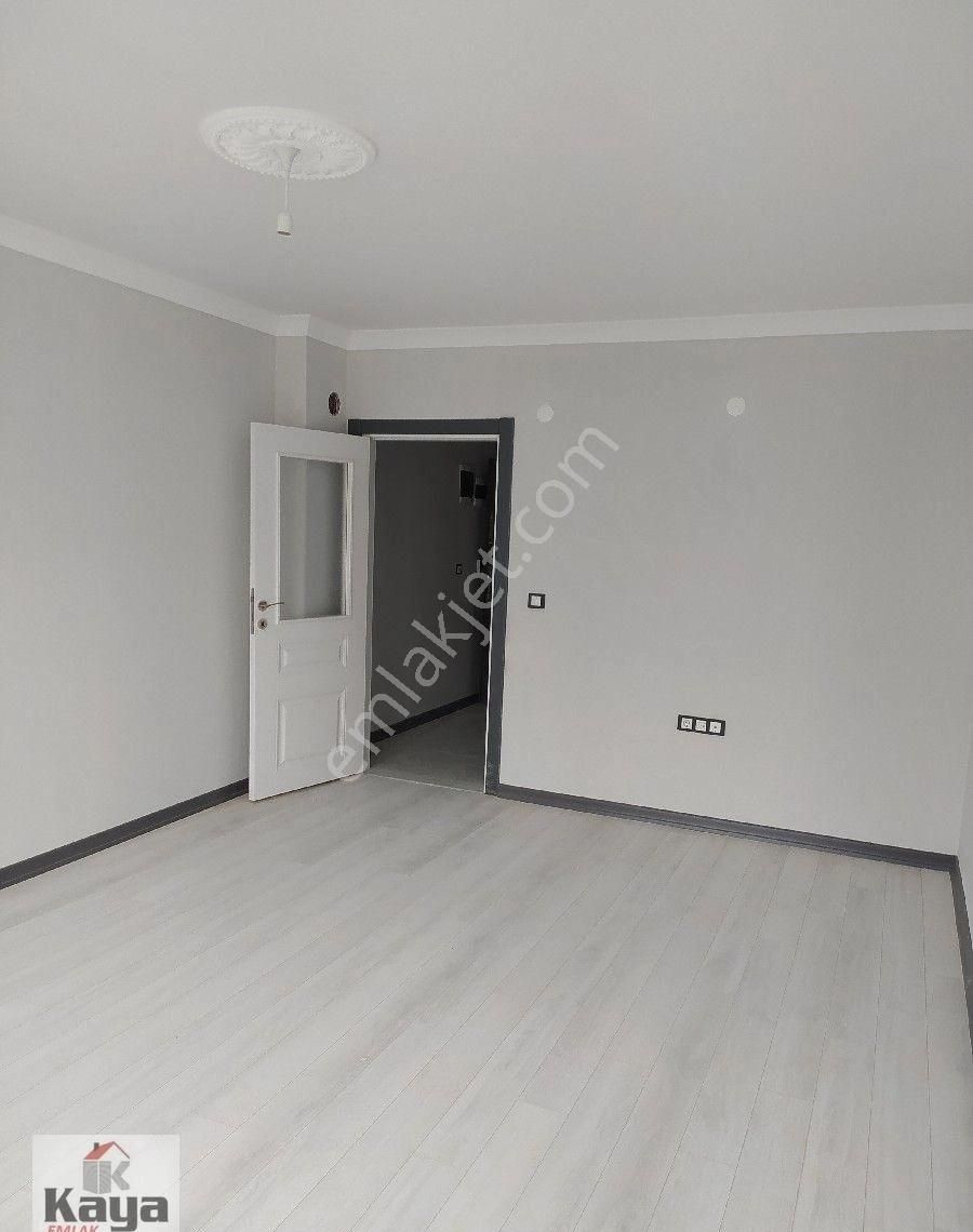 Kaya Emlaktan Satılık 2+1 Daire 100. M2 Bahçelievler Mahallesi