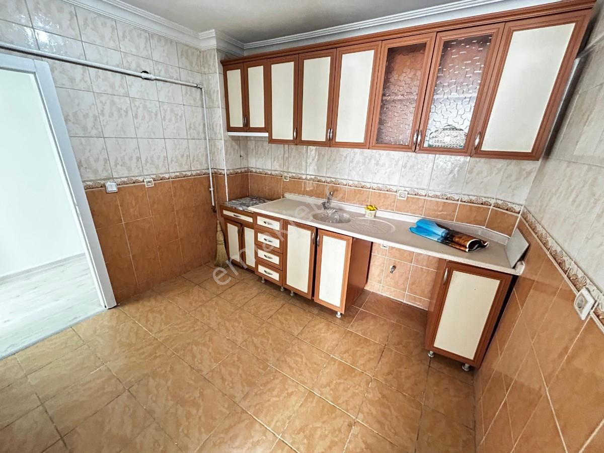 Etimesgut Süvari Mah 3+1 Yapılı Bağımsız Ara Katta Satılık Daire
