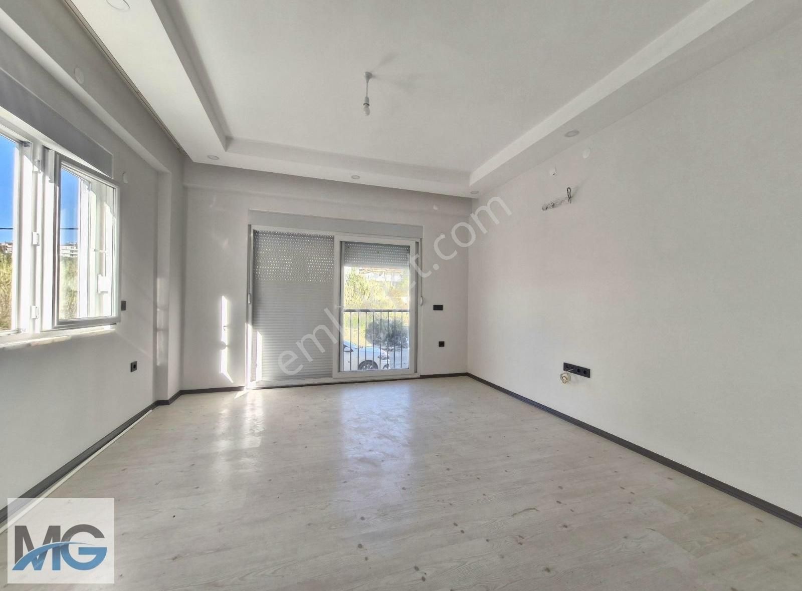 Ilıca Merkezde Mükemmel Konumda Satılık 2+1 Daire