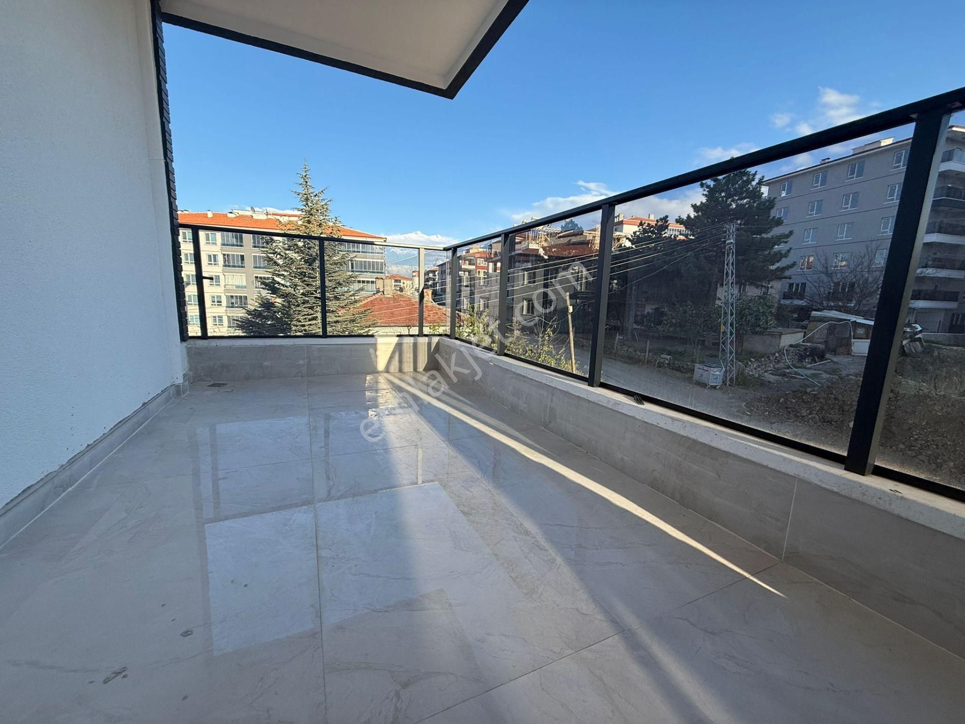 Keçiörende Köşe Başı 1 Katta Sıfır Ultra Lüks 3+1 Satılık Daire - Görsel 17