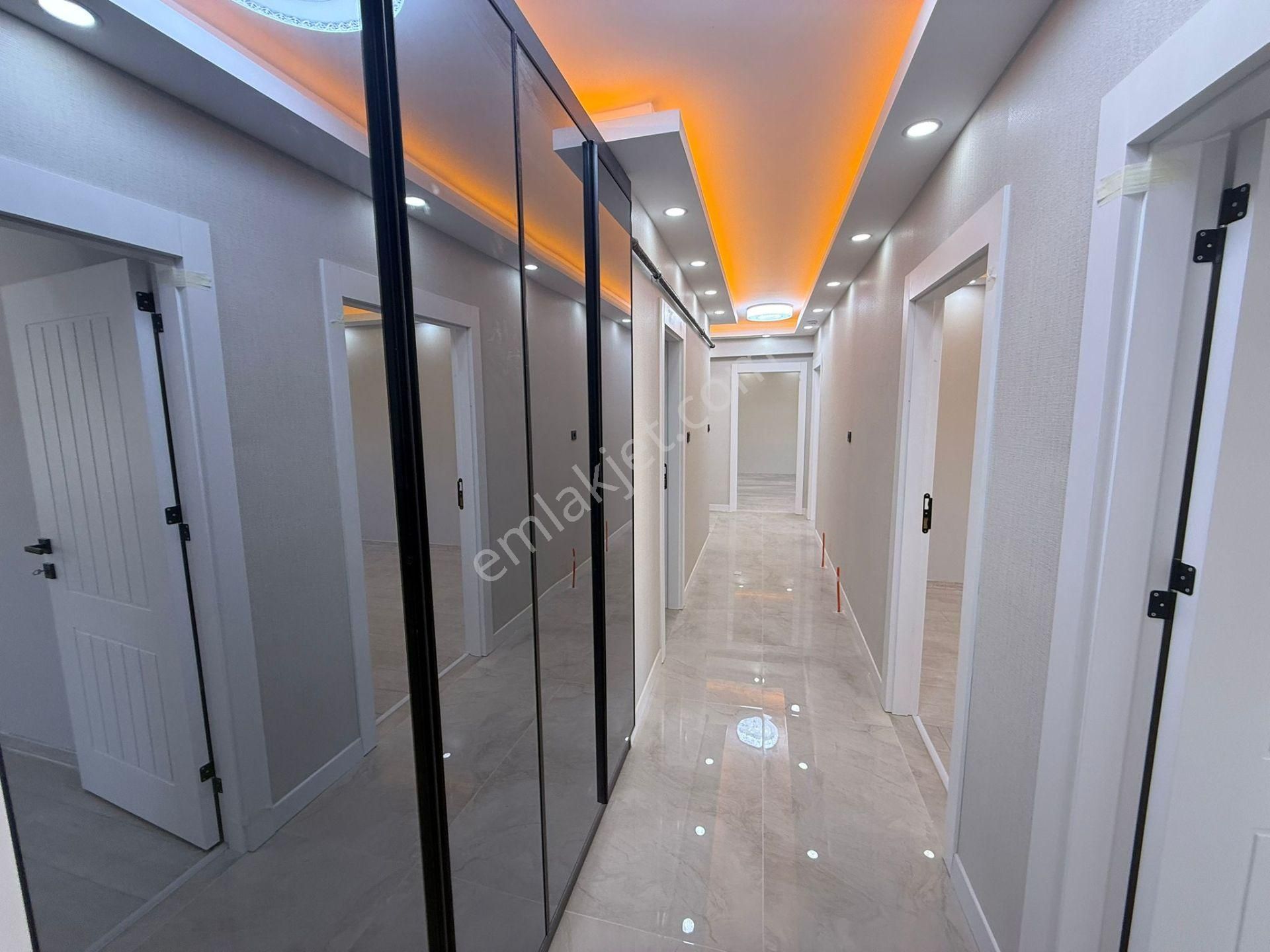 Keçiörende Köşe Başı 1 Katta Sıfır Ultra Lüks 3+1 Satılık Daire - Görsel 9