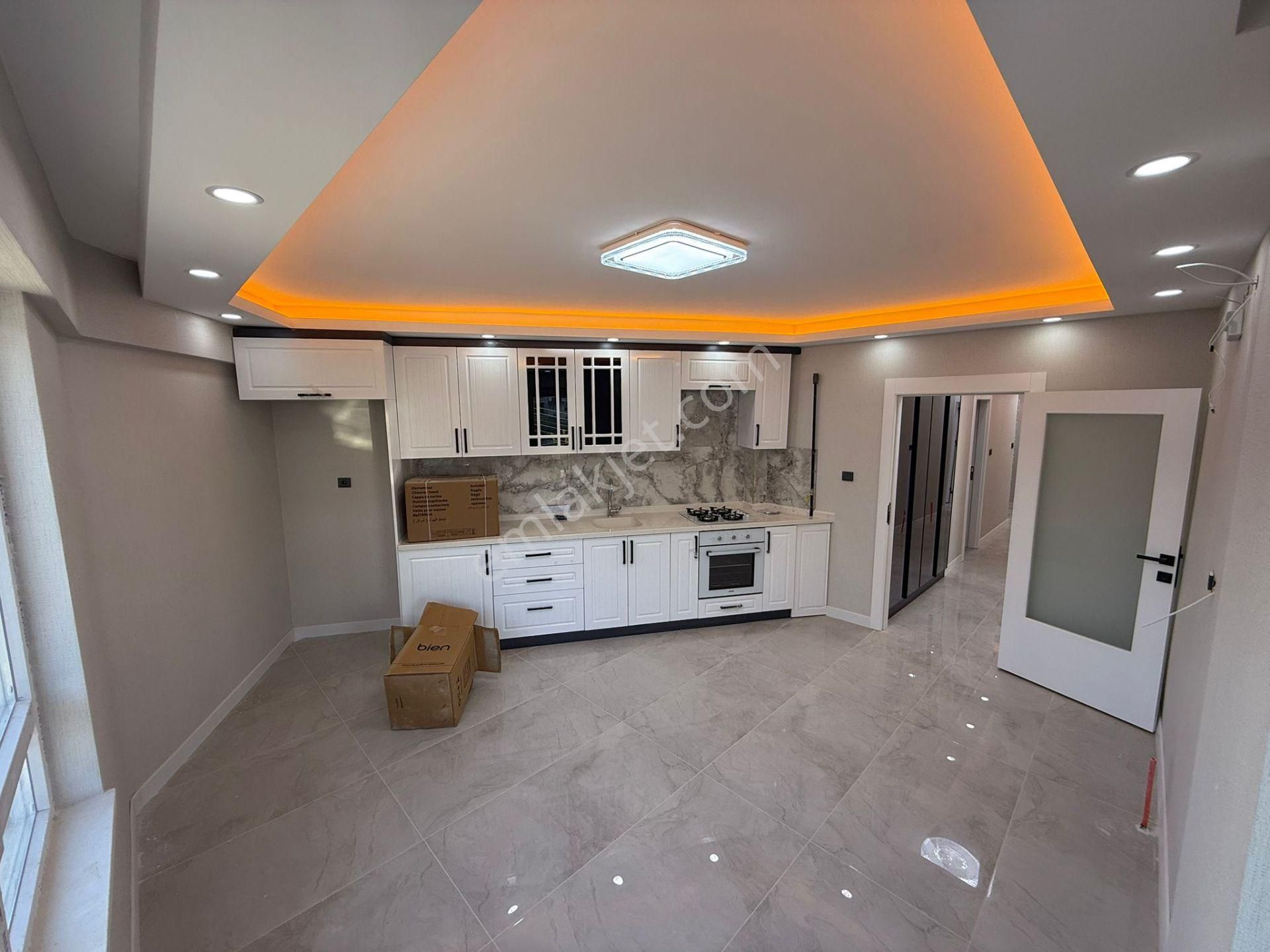 Keçiörende Köşe Başı 1 Katta Sıfır Ultra Lüks 3+1 Satılık Daire - Görsel 18