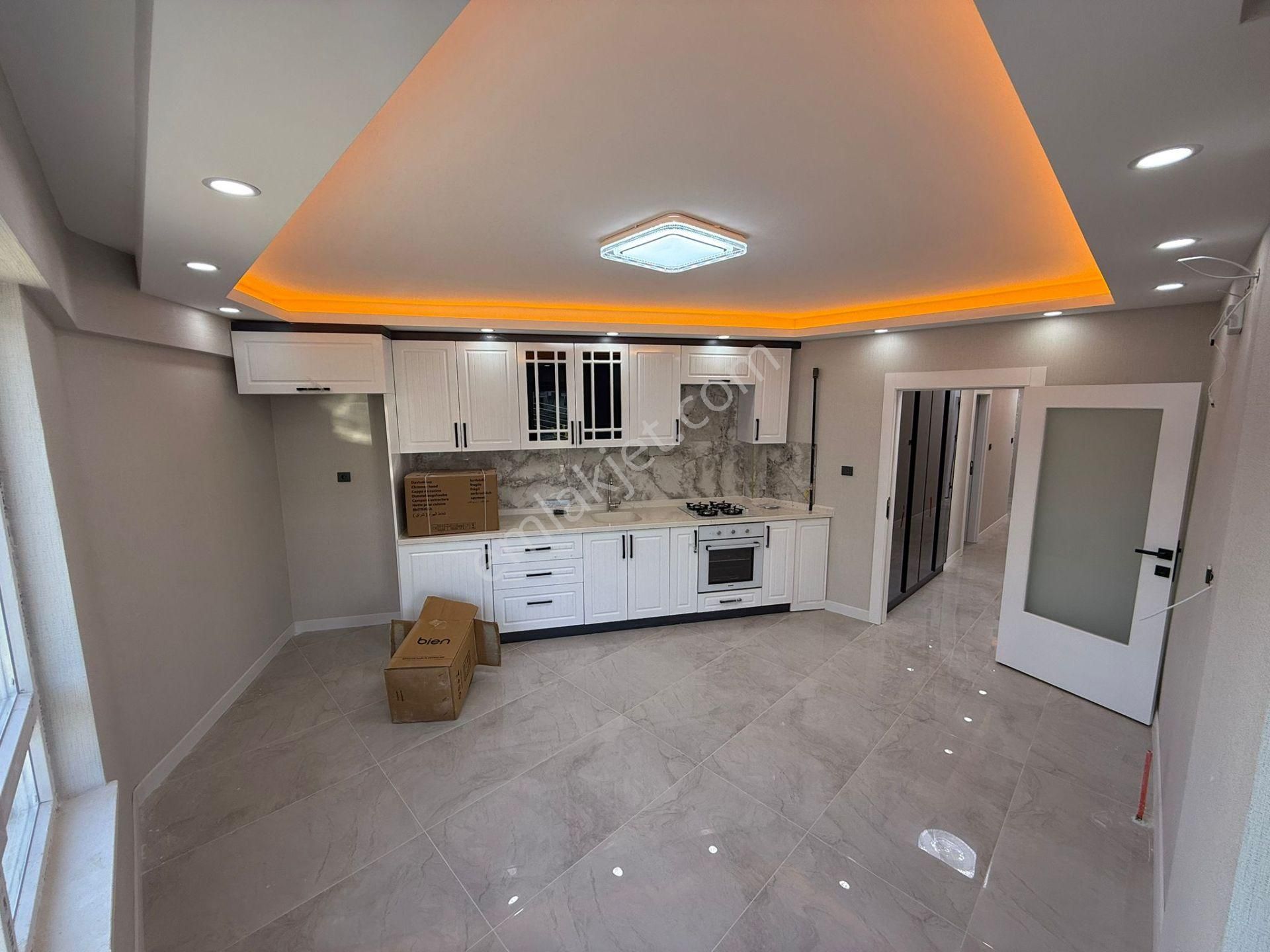 Keçiörende Köşe Başı 1 Katta Sıfır Ultra Lüks 3+1 Satılık Daire - Görsel 3