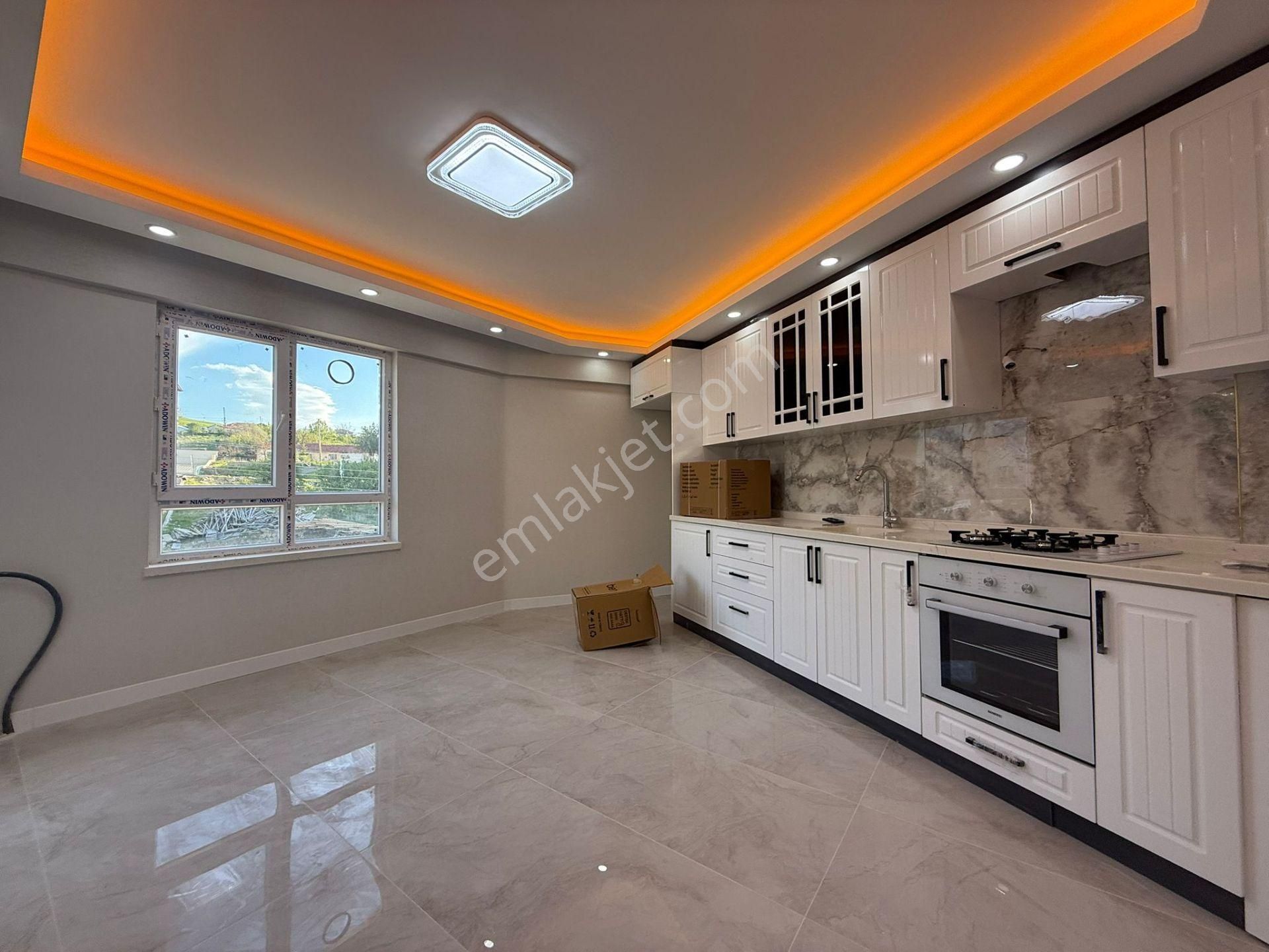 Keçiörende Köşe Başı 1 Katta Sıfır Ultra Lüks 3+1 Satılık Daire