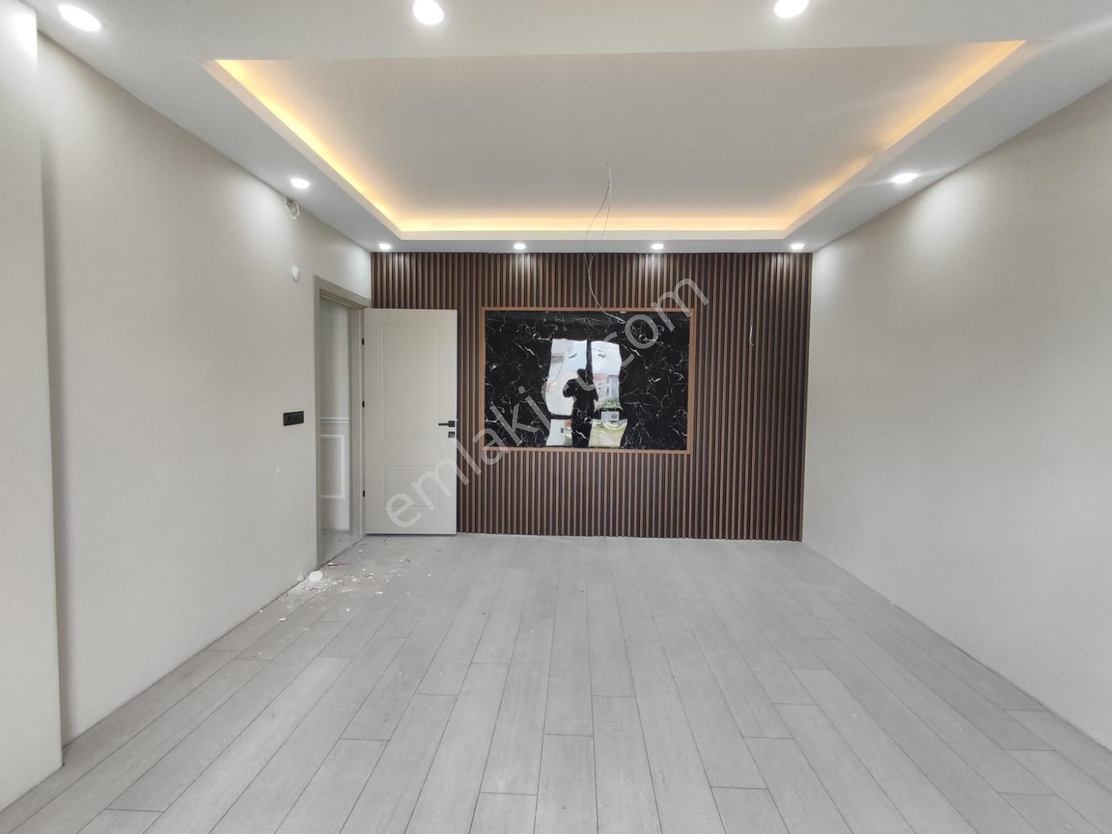Kapaklı Yeni Hastane Arkasında Lüx 2+1 Otoparklı Daire